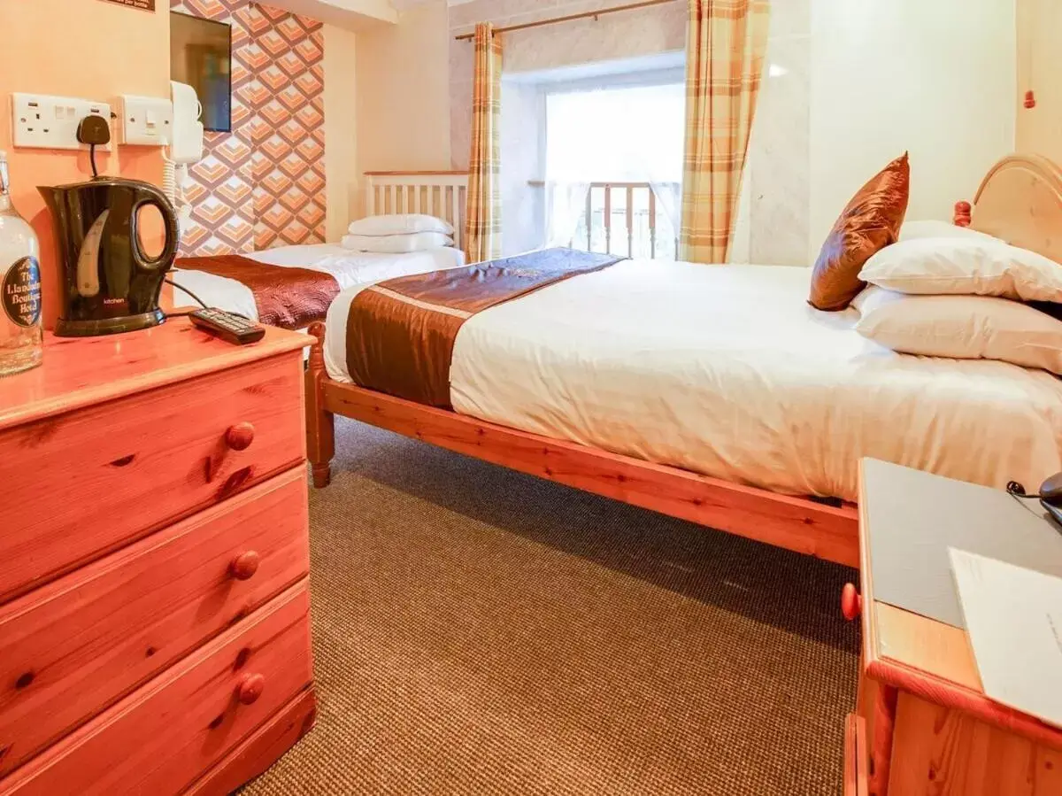 Triple Room in The Llandudno Hotel Triple Room in The Llandudno Hotel
