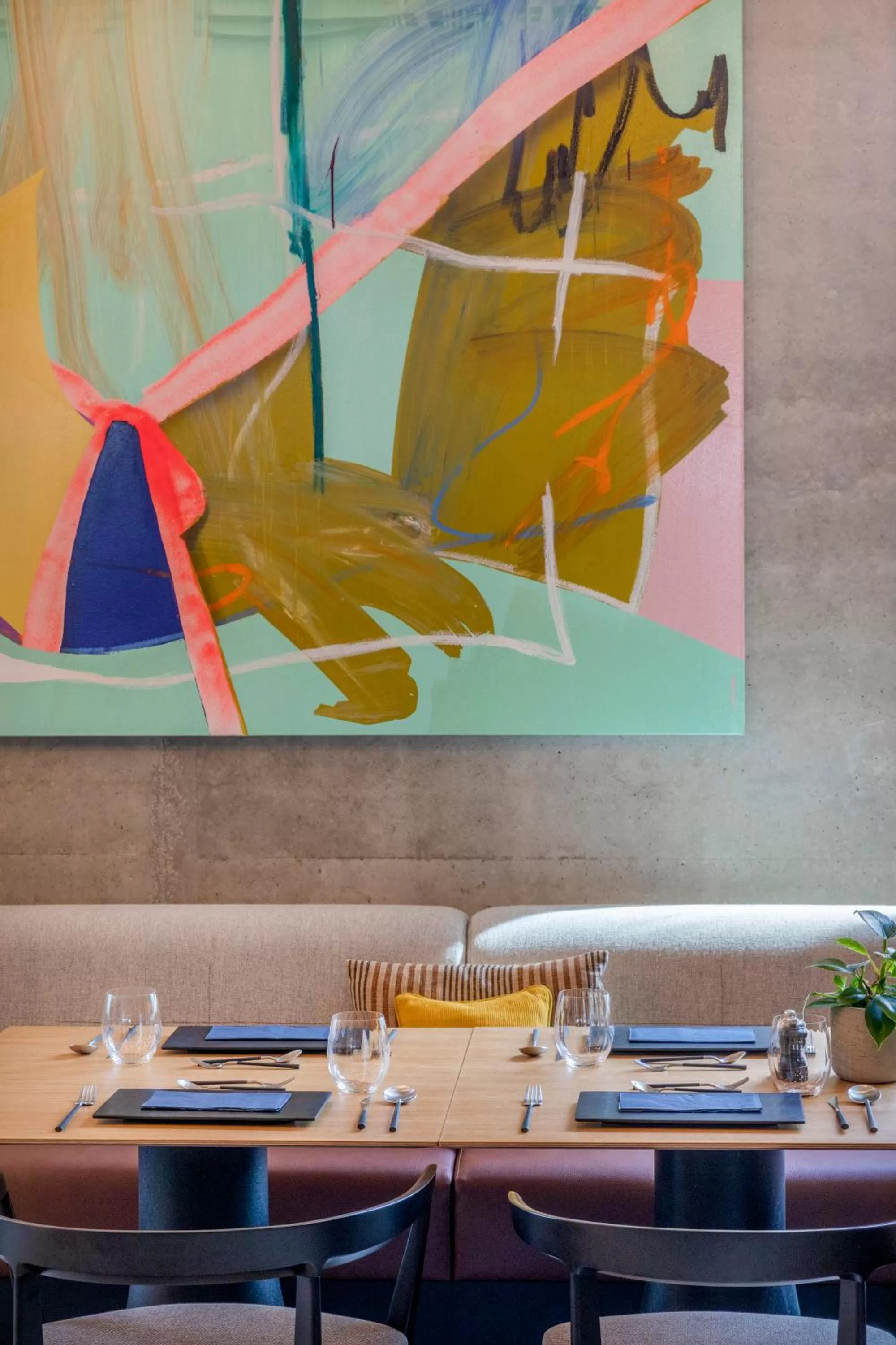 Restaurant/places to eat in INNSiDE by Meliá Luxembourg