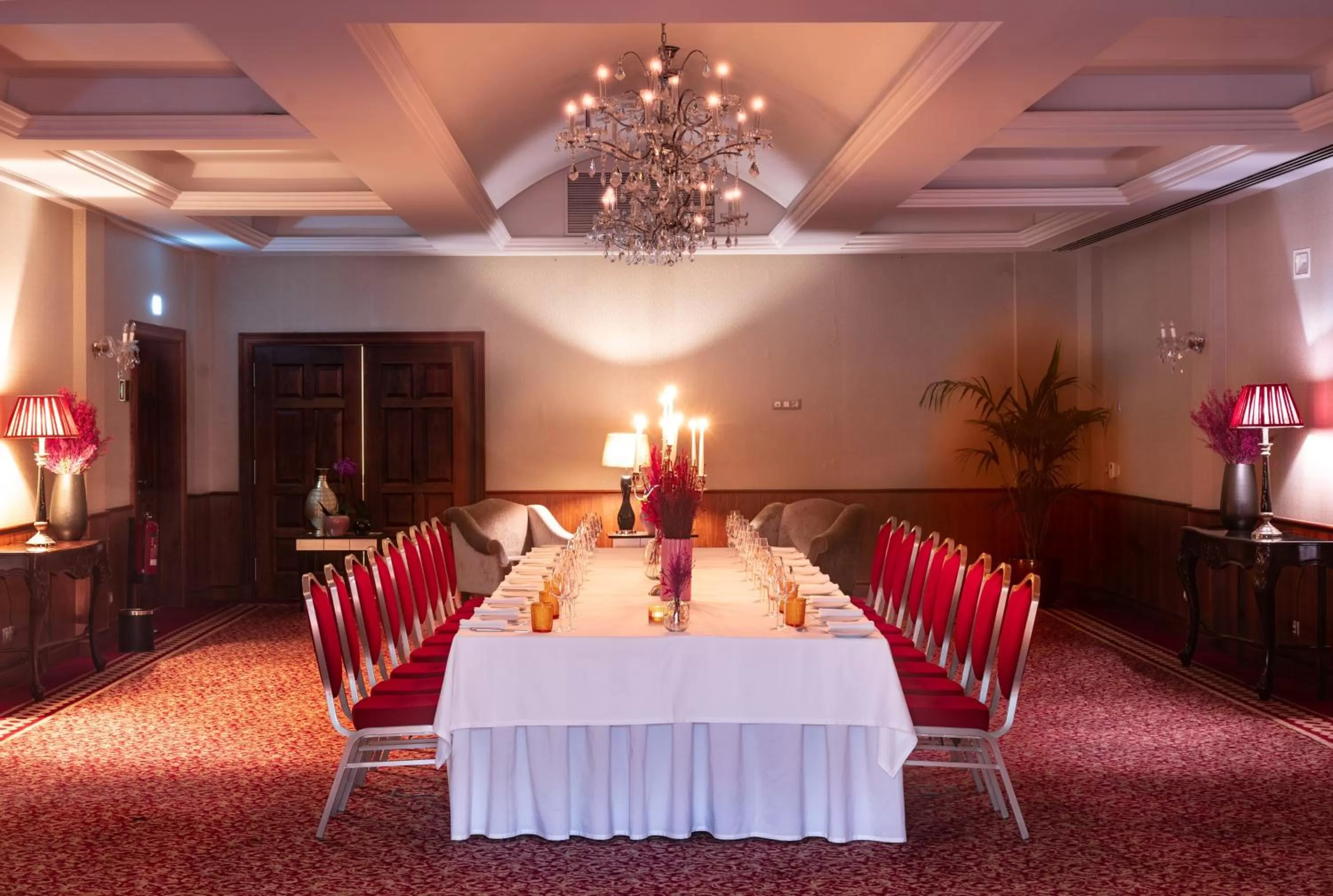 Meeting/conference room in InterContinental Porto - Palacio das Cardosas by IHG