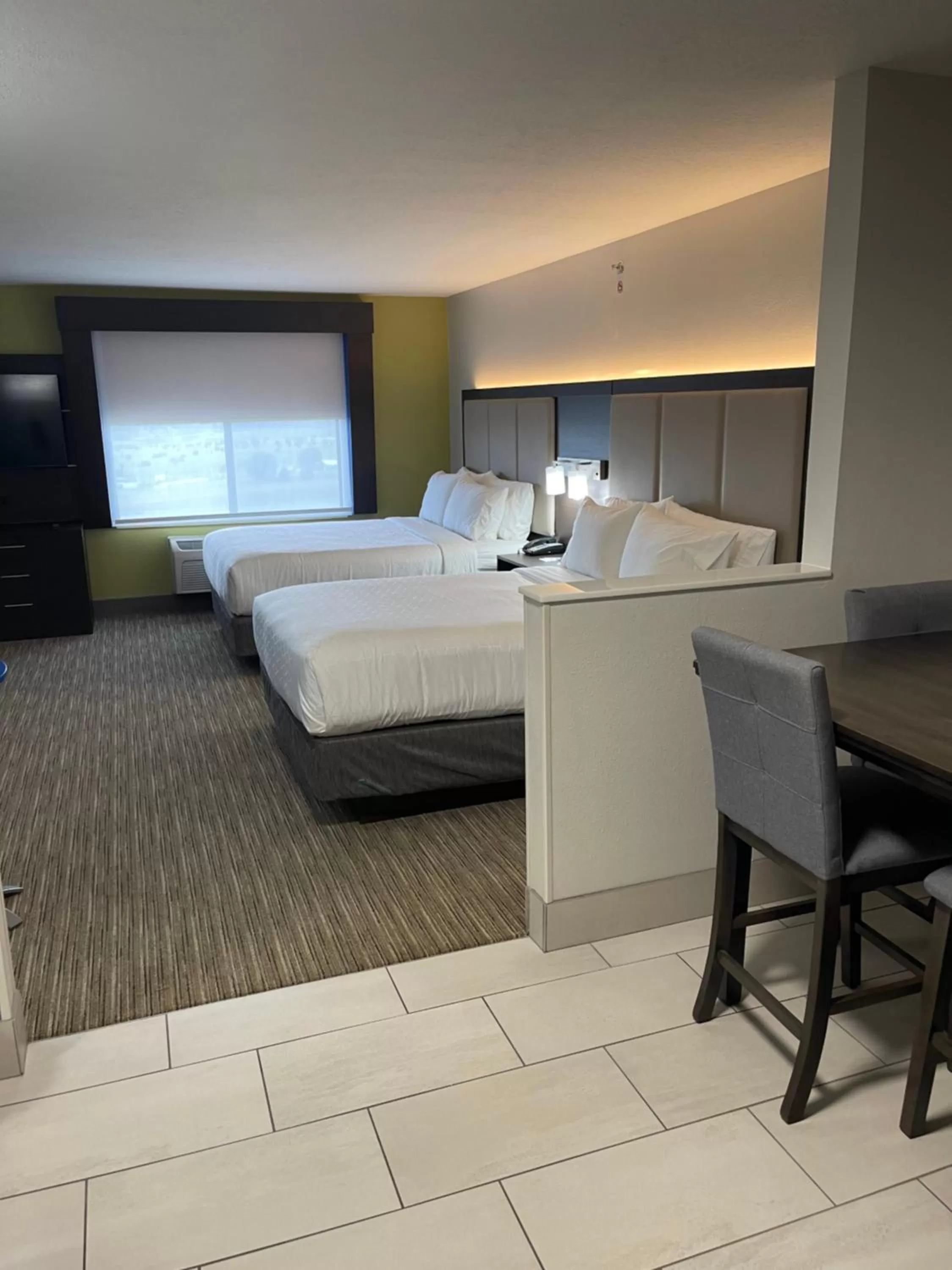 Bed in Holiday Inn Express Hotel & Suites Las Vegas NM by IHG