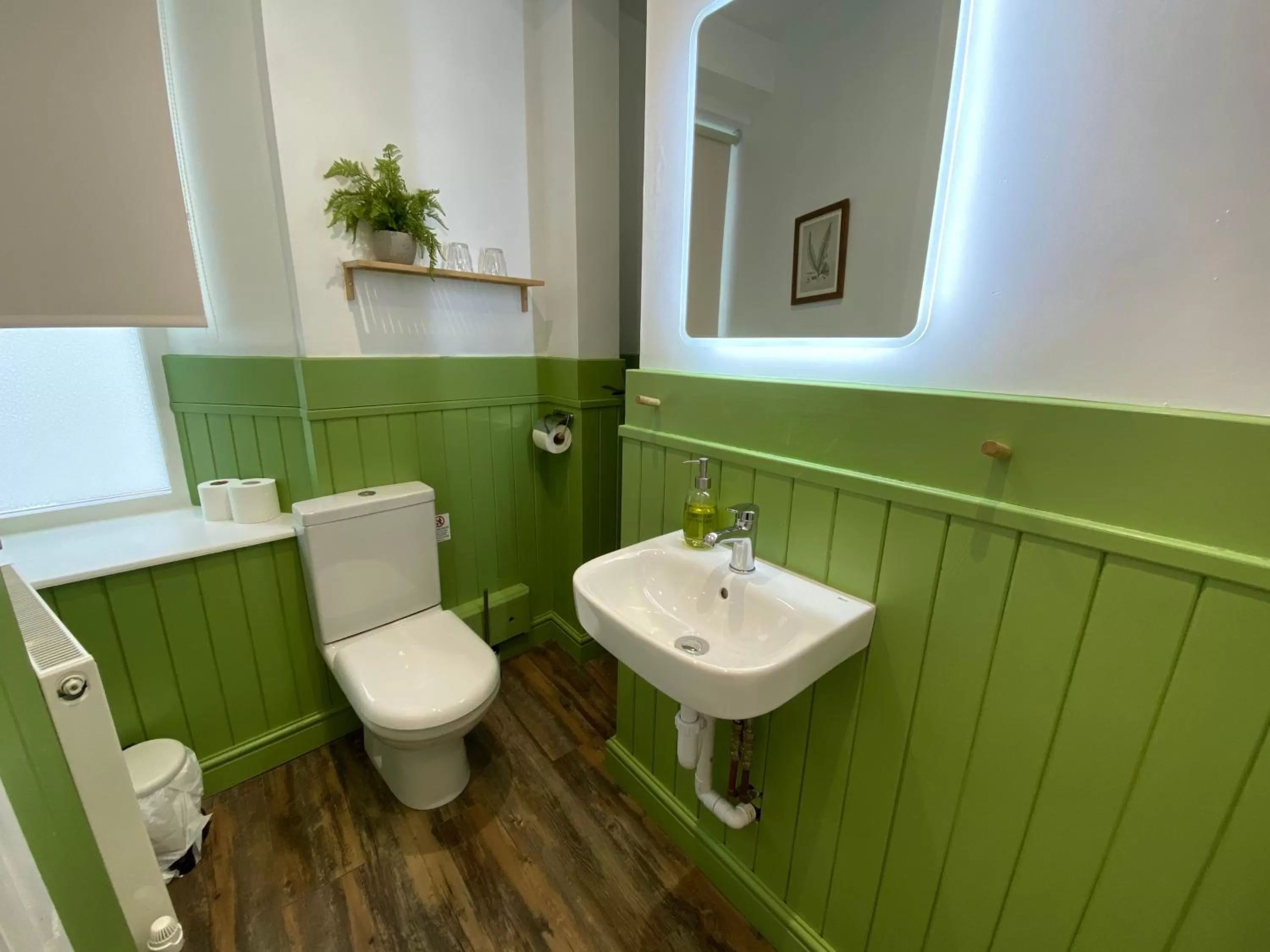 Bathroom in Riverbanc