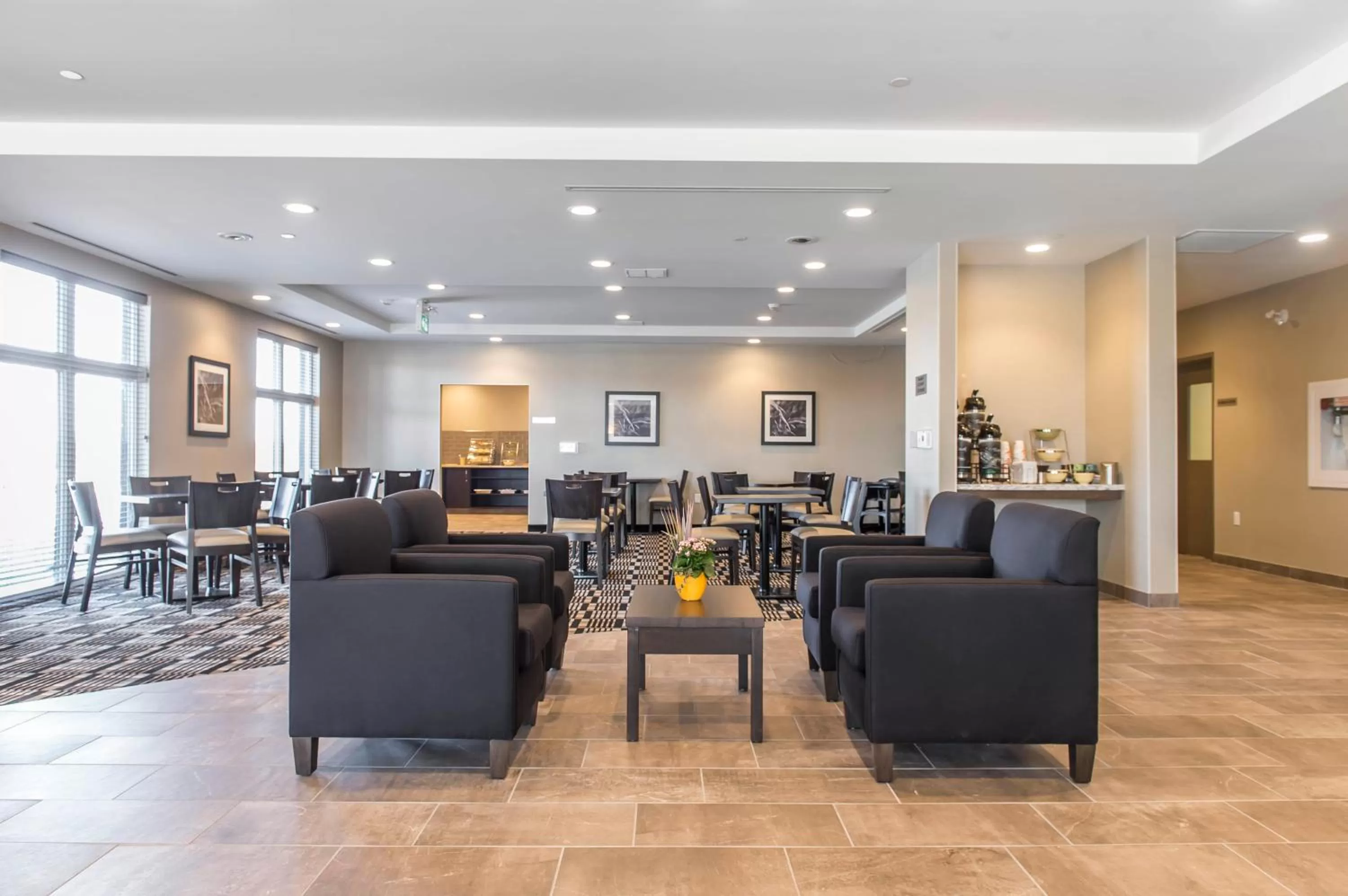 Restaurant/places to eat in Quality Inn & Suites Kingston