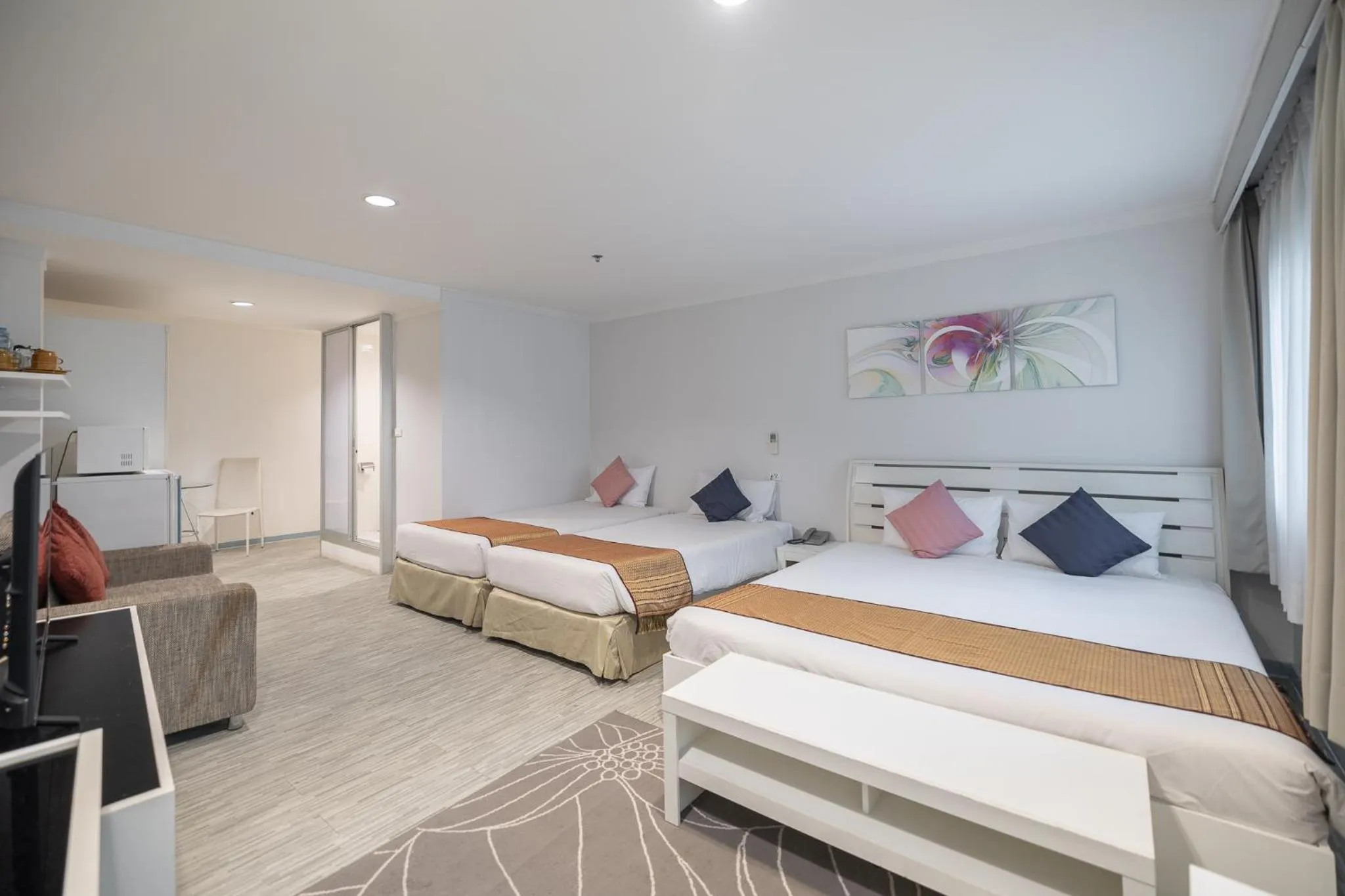 Bed in Pratunam City Inn