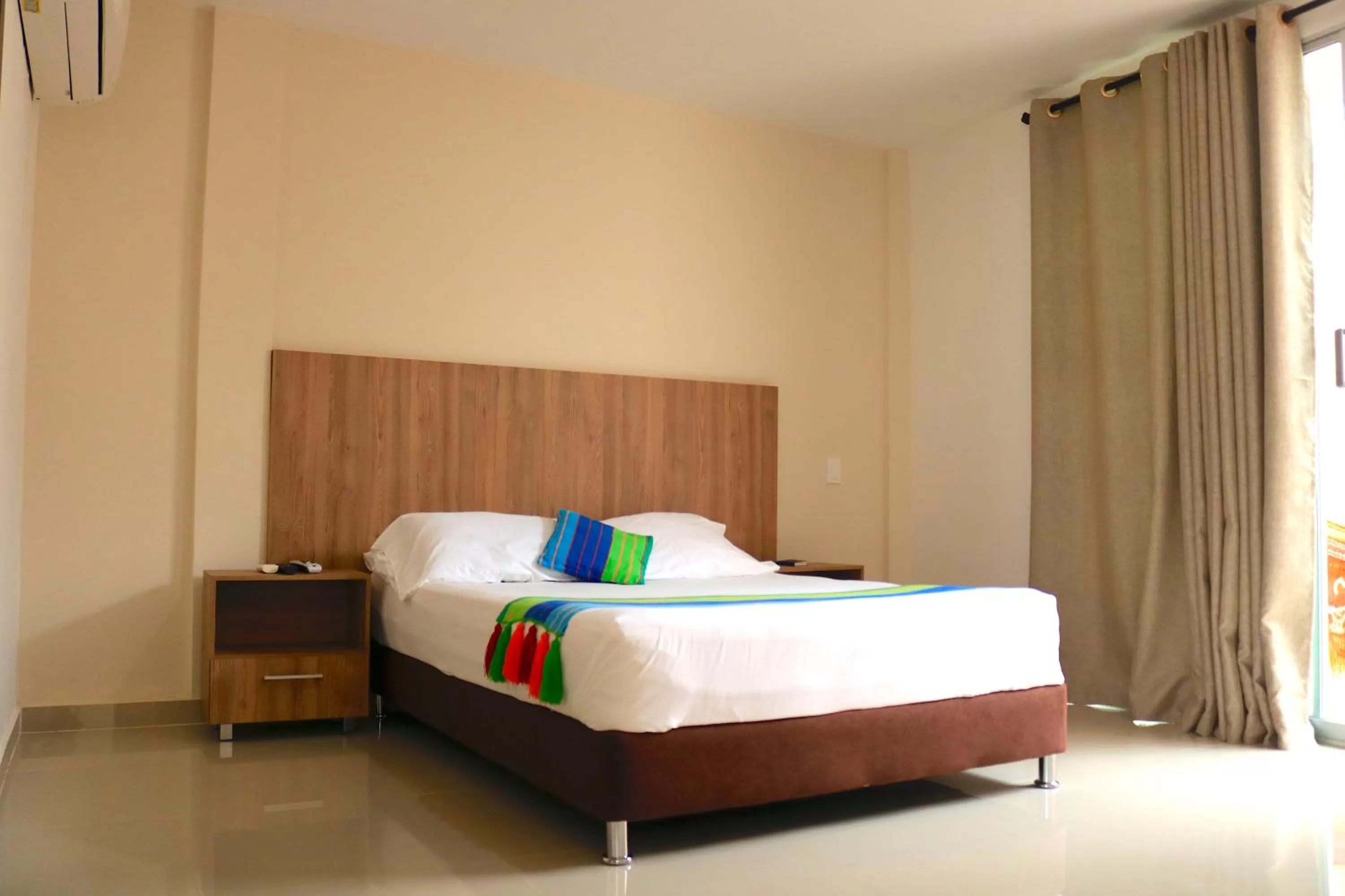 Patio, Bed in Hotel Emerawaa