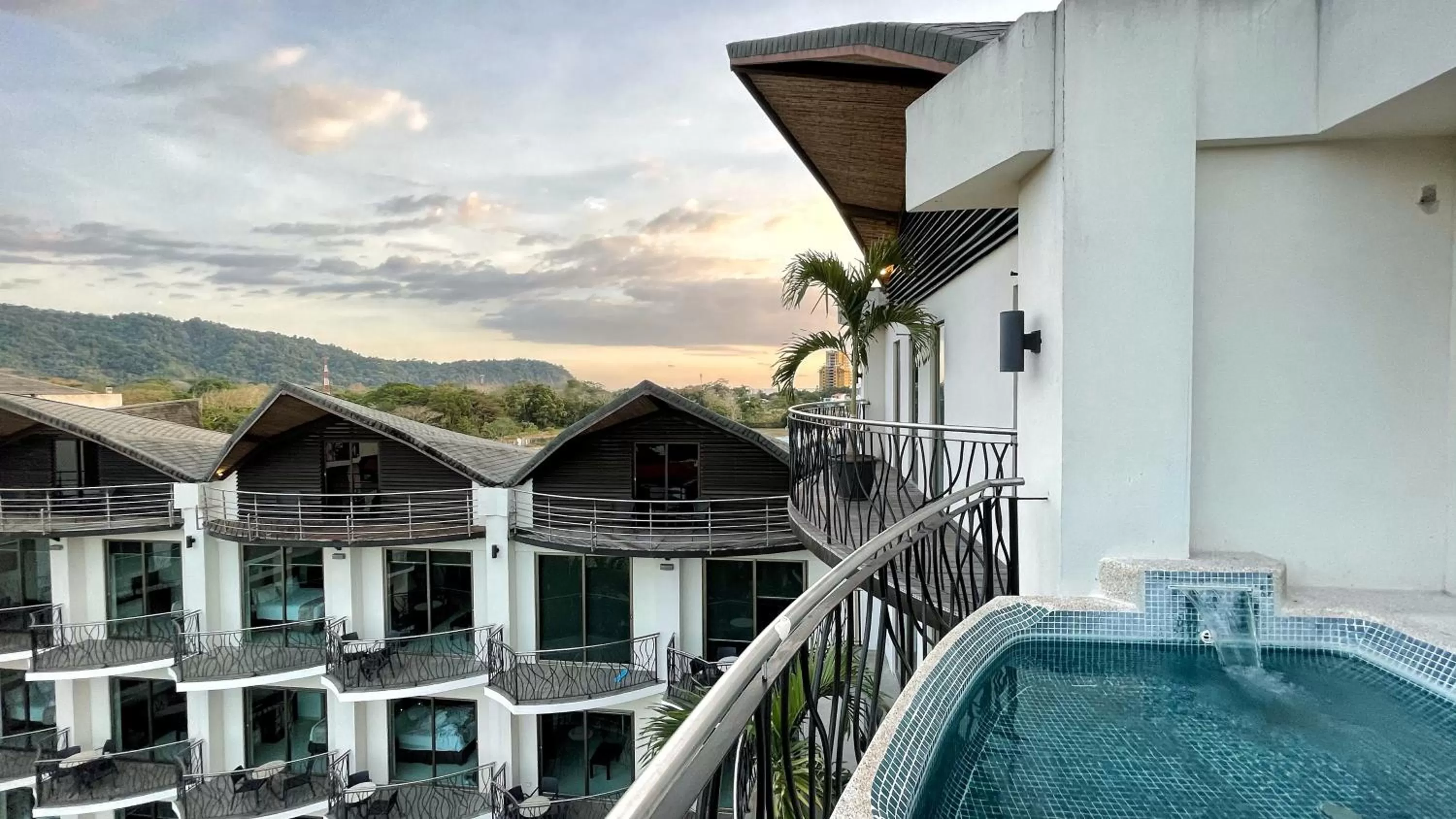 Mountain view in Oceano Boutique Hotel & Bistró