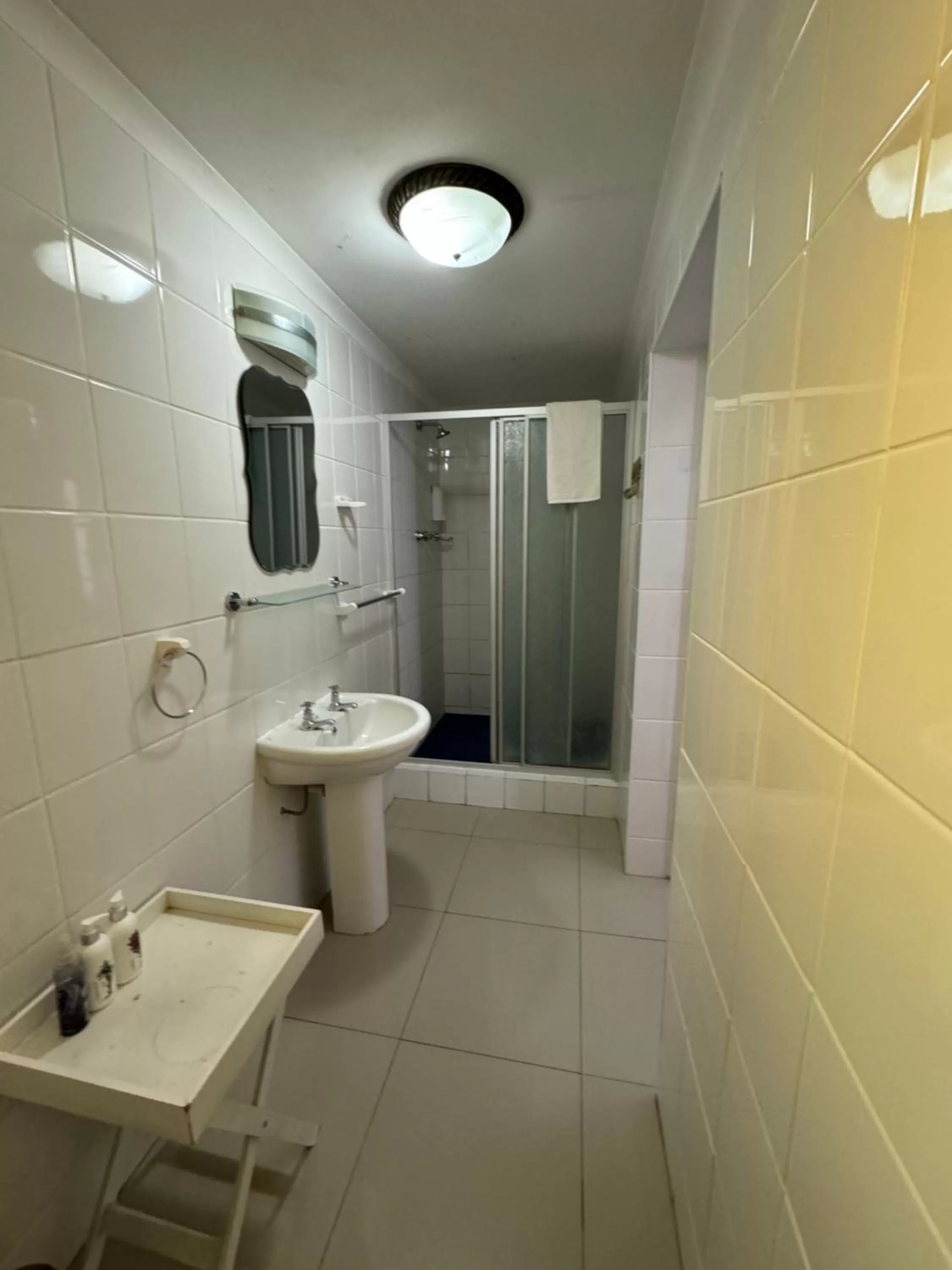 Shower in Blue Diamond Lodge & Spa