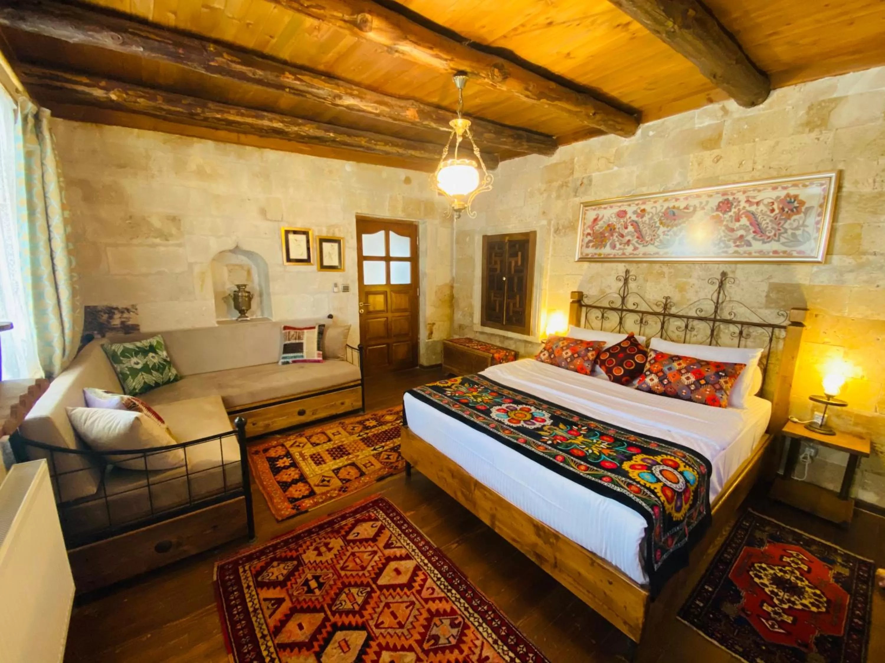 Bed in YASTIK HOUSES - Cappadocia