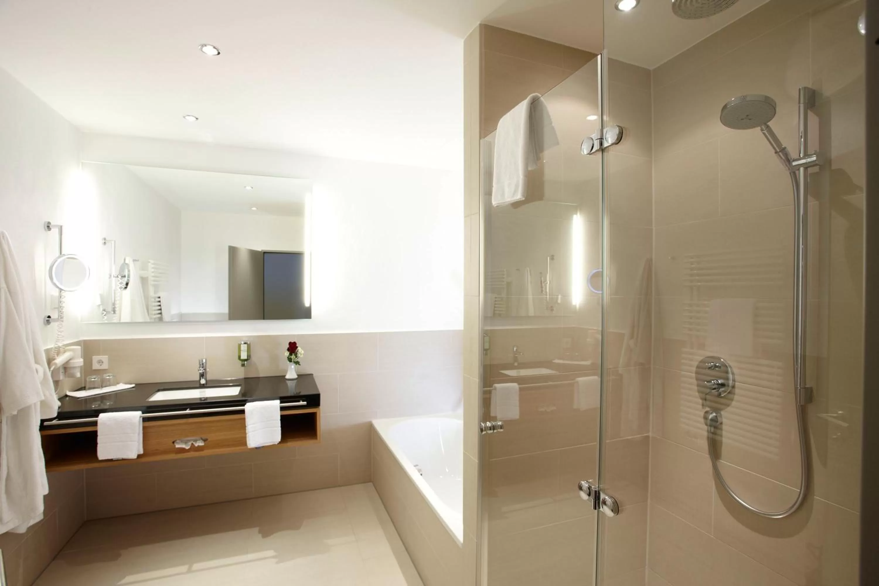 Bathroom in Hotel Falken