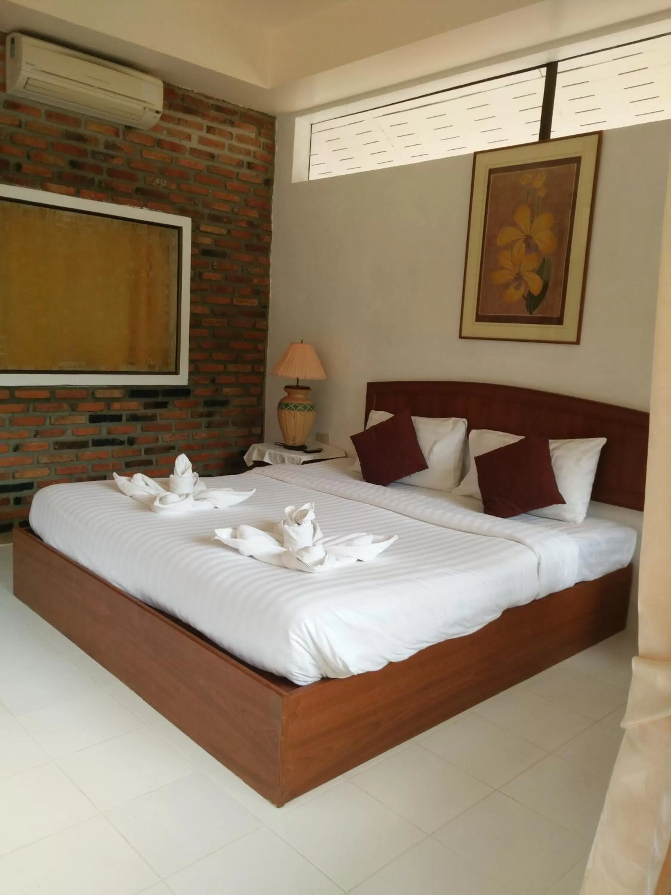 Bed in Green View Village Resort