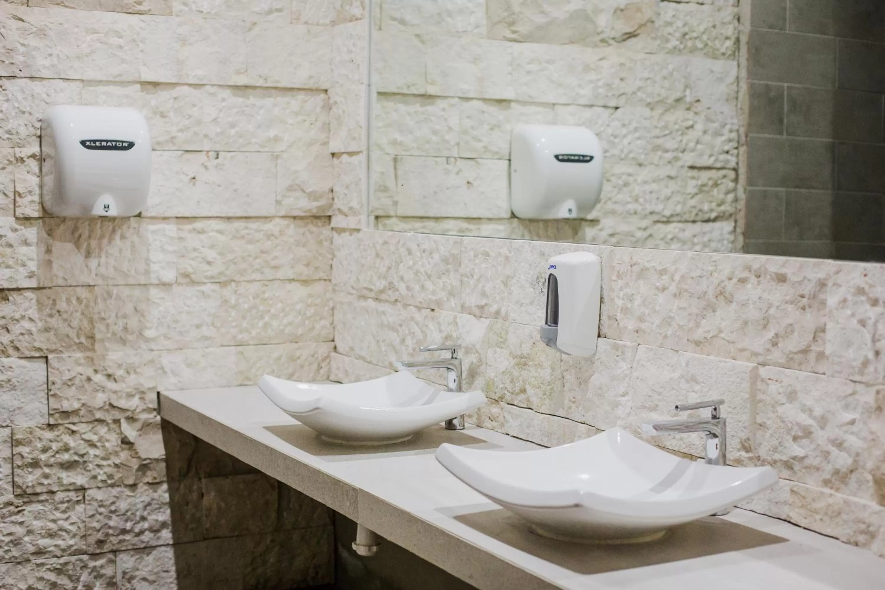 Hotel & Suites Country Valladolid