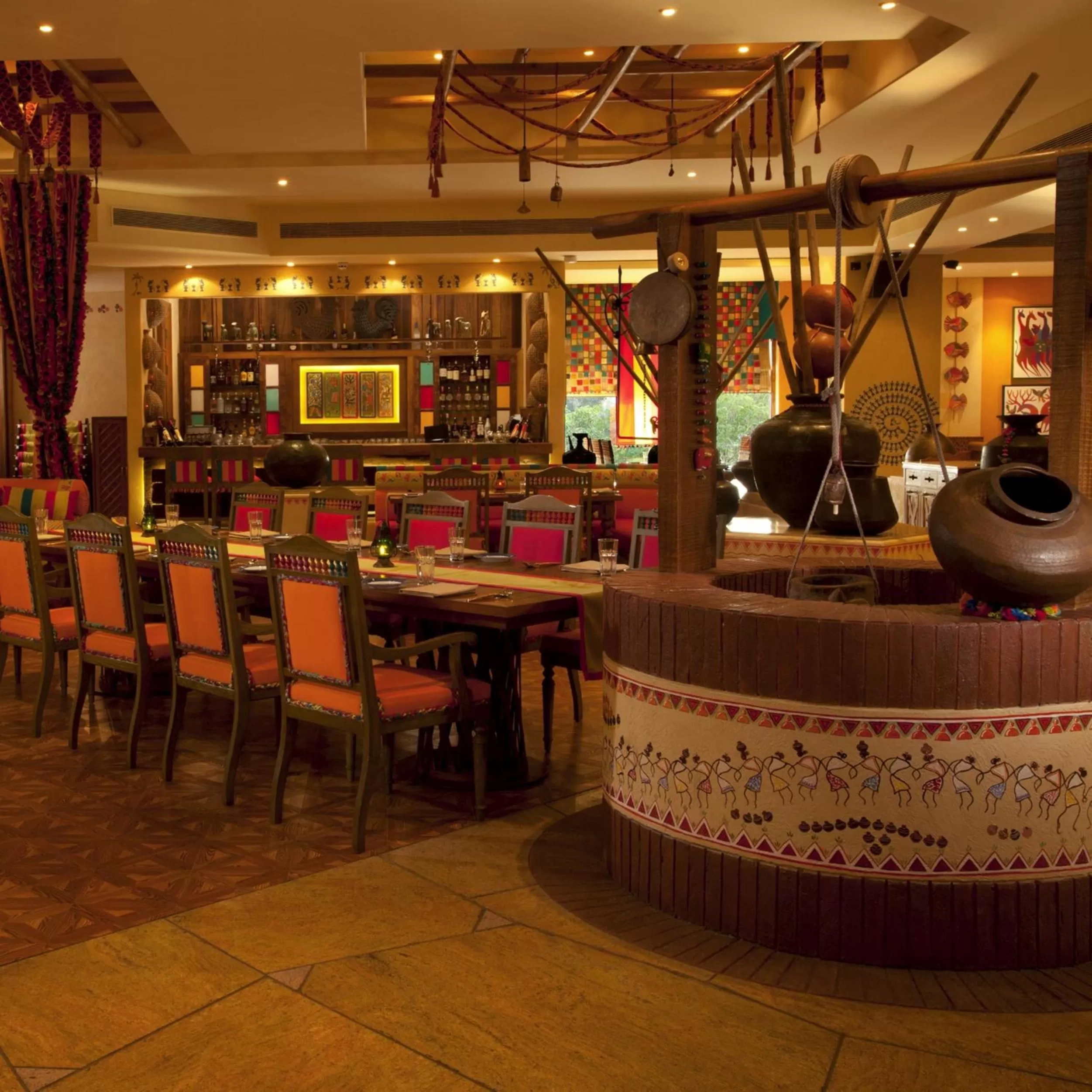 Restaurant/places to eat in Radisson Blu Hotel, Nagpur