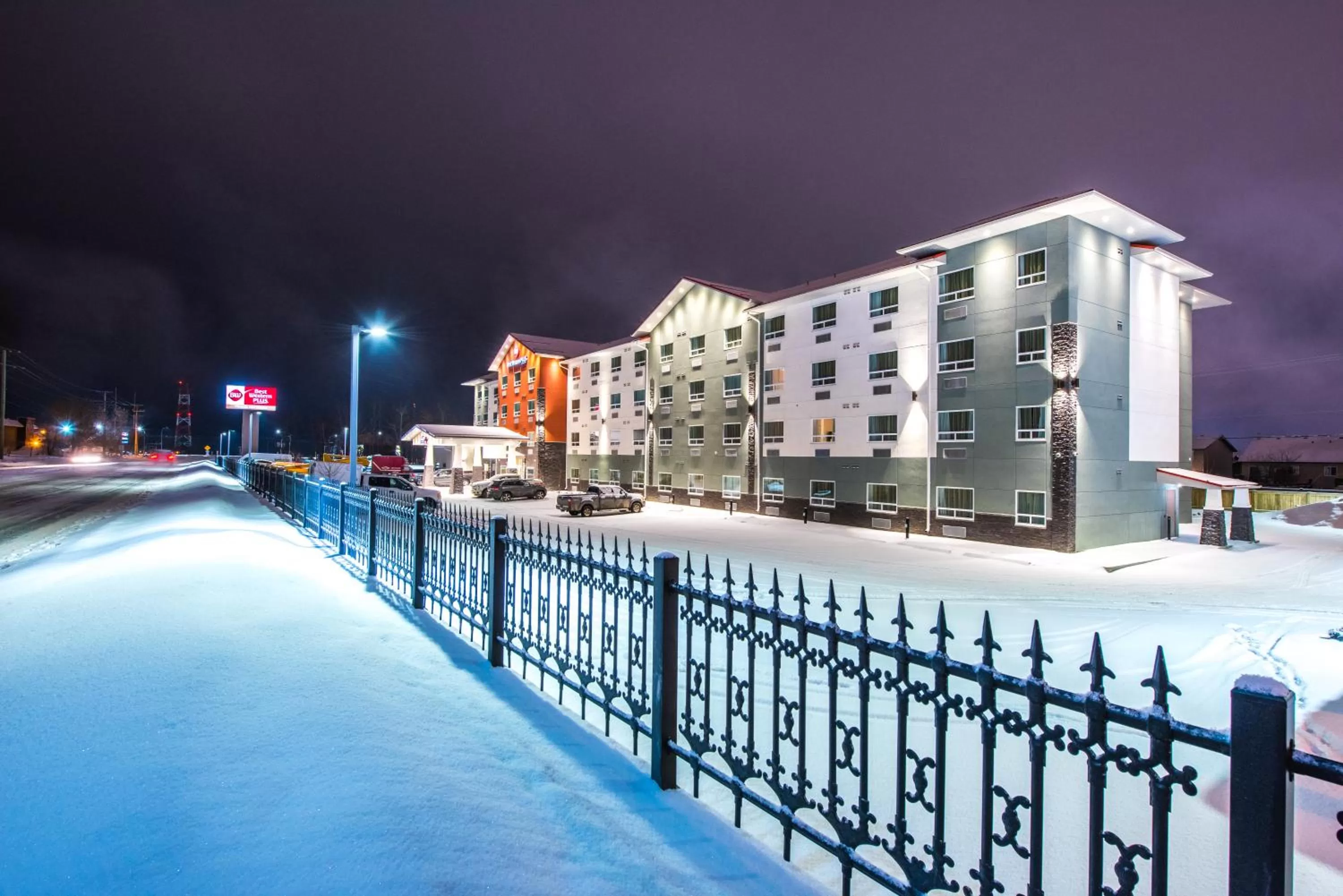 Property building in Best Western Plus Chateau Fort St. John