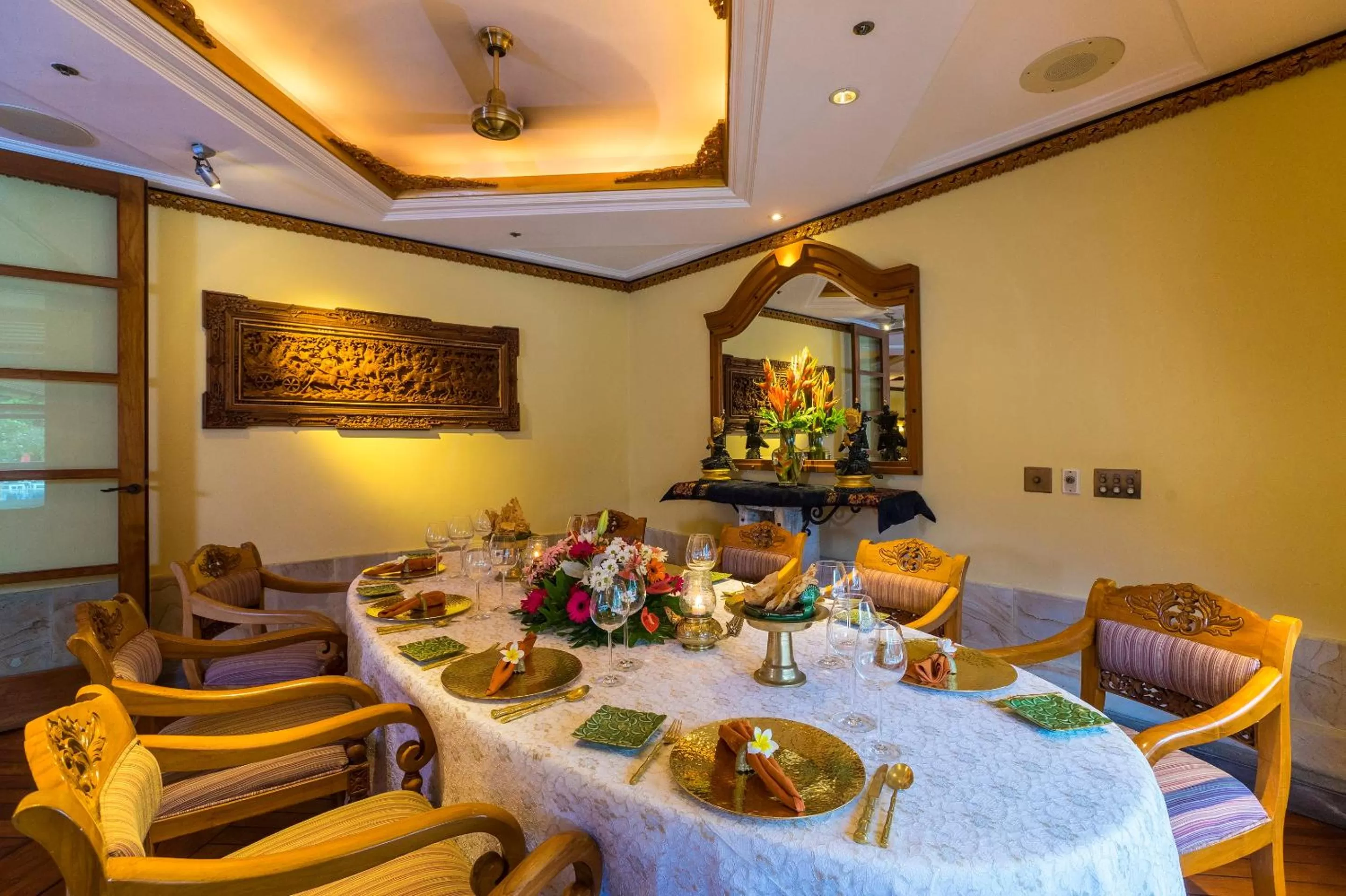 Restaurant/places to eat in Nusa Dua Beach Hotel and Spa - Handwritten Collection