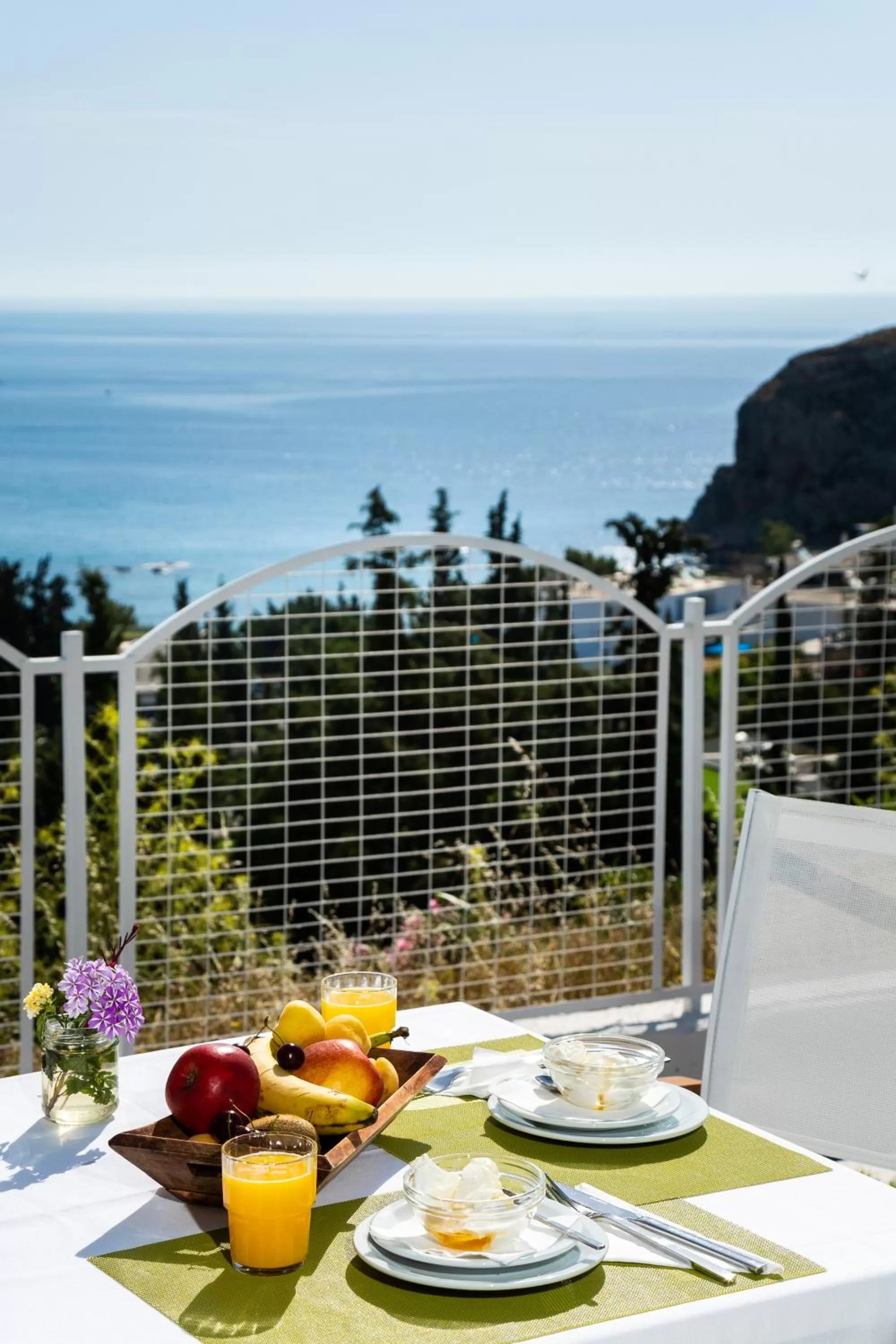 Food and drinks in Bella Vista Stegna