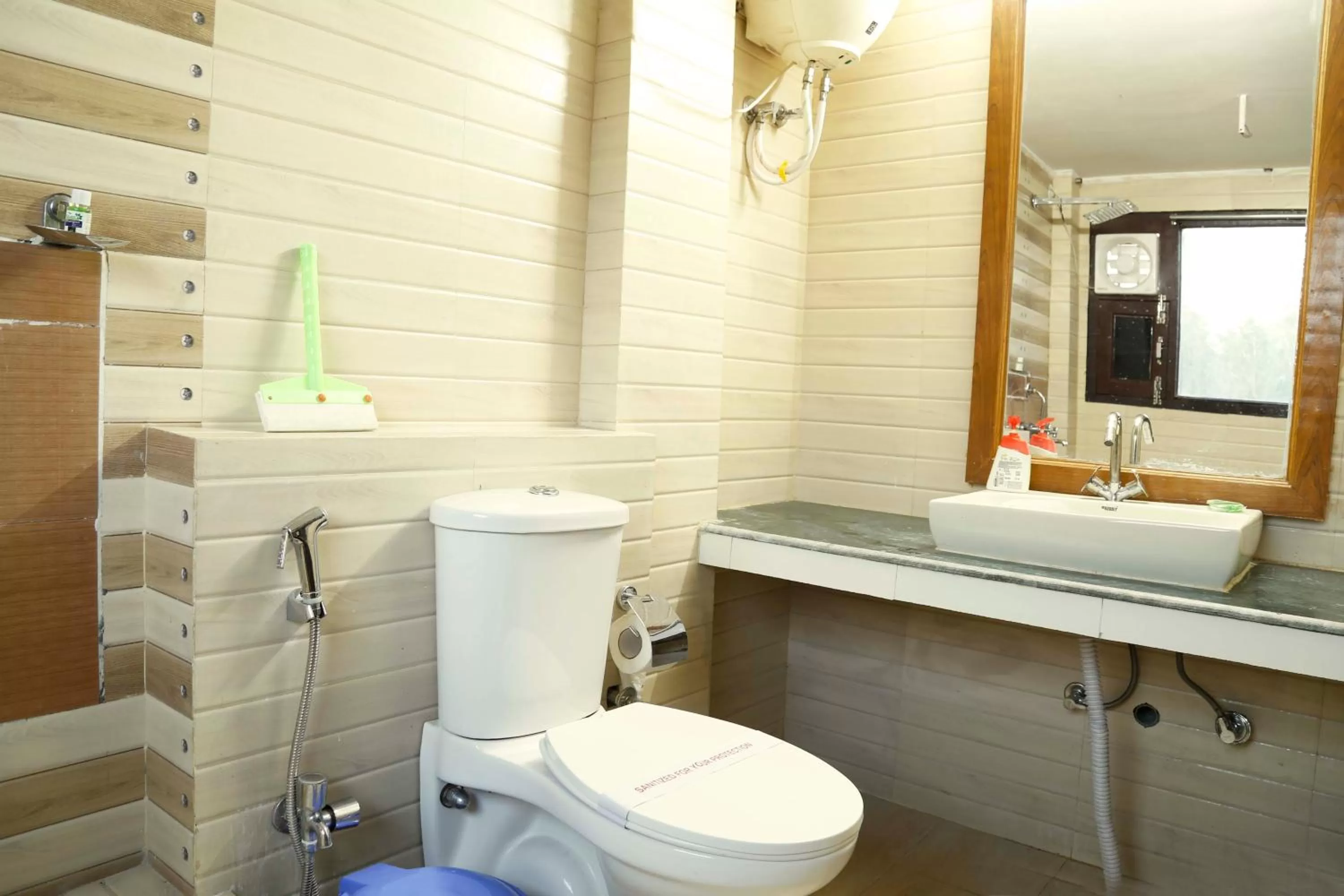 Toilet in Corbett Treat Resort By Atya Hotels