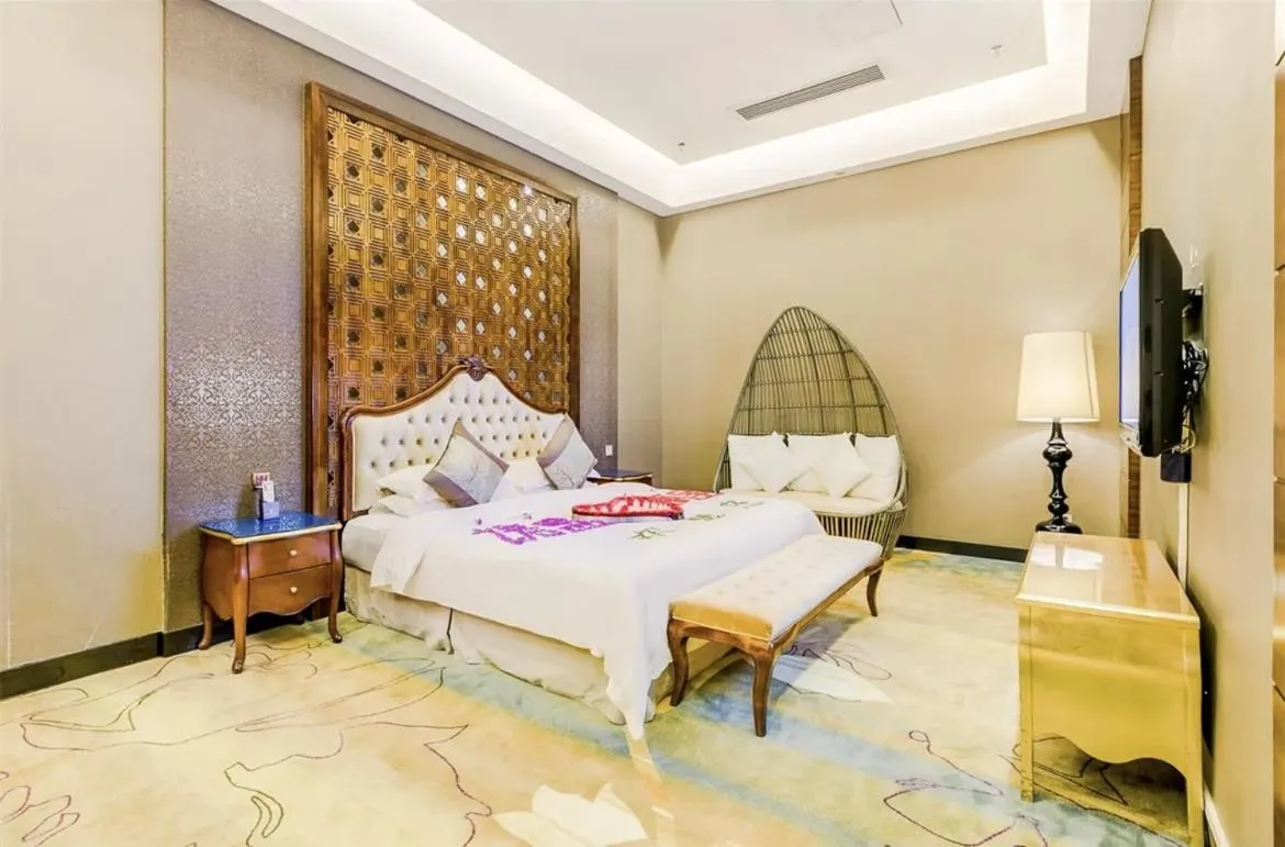 Bedroom in Guangzhou Nuomo International Hotel-Canton Fair Free Shuttle Bus