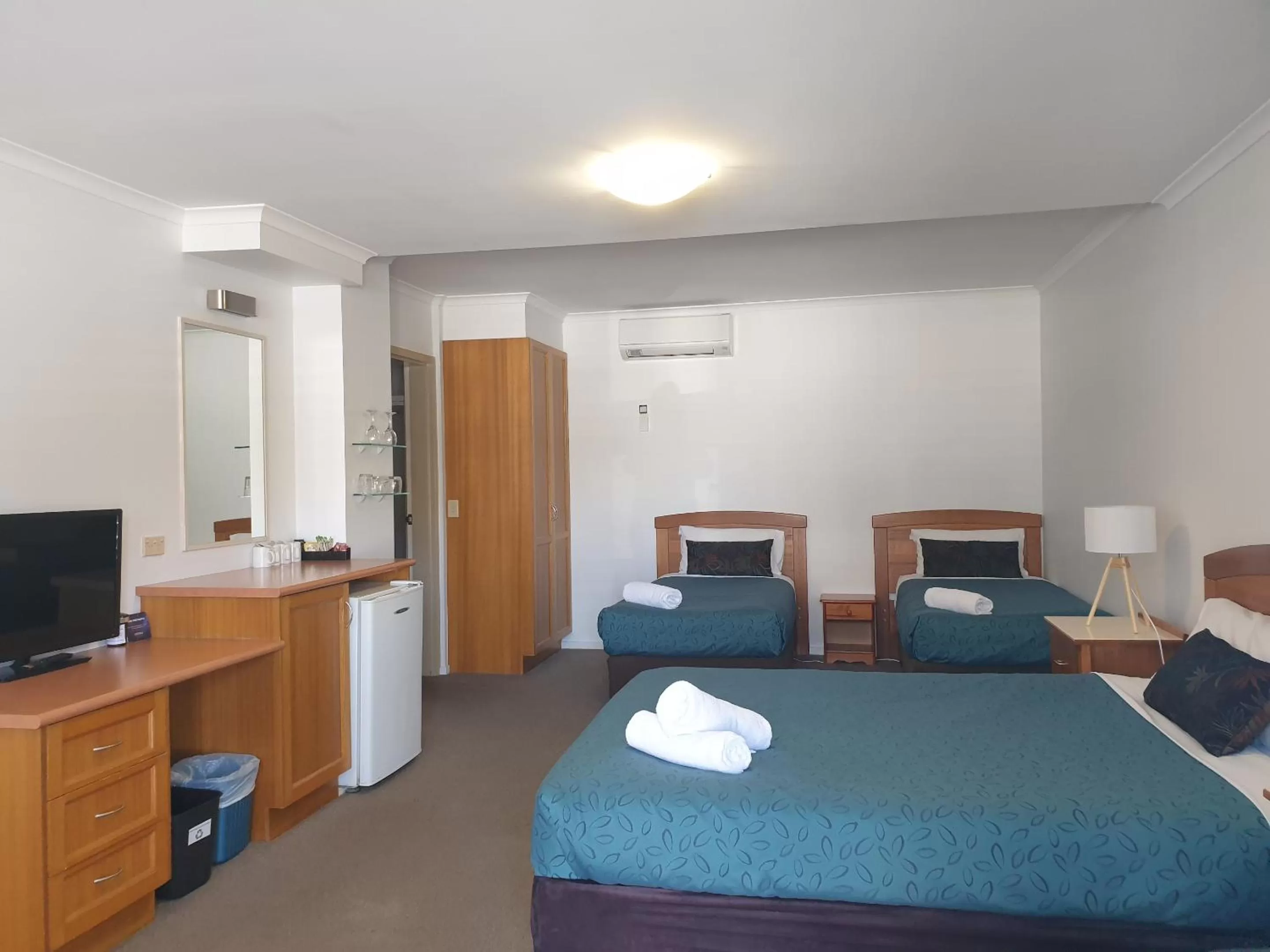 One Bedroom Suite in Comfort Inn Warrnambool International