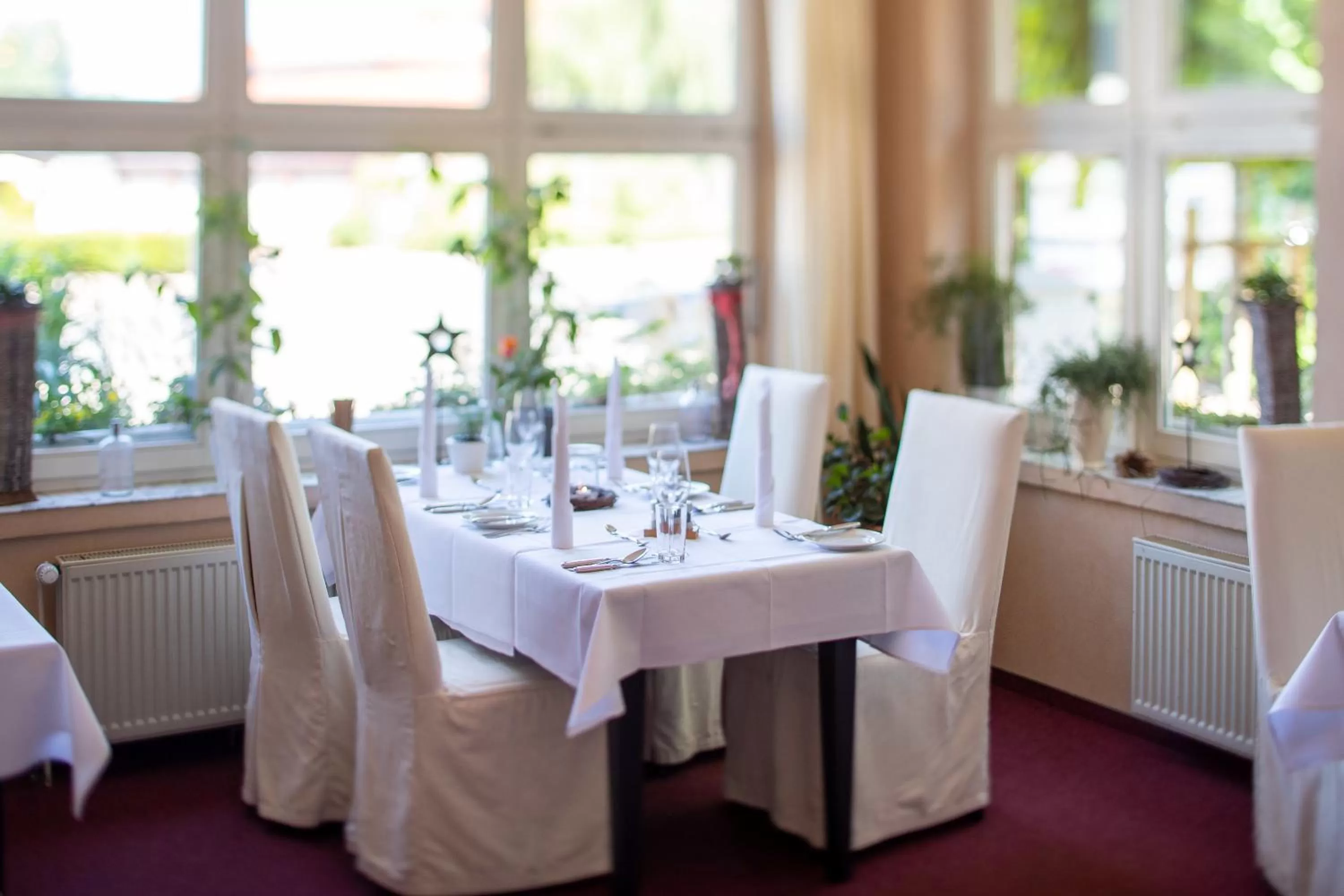 Restaurant/places to eat in Hotel Im Schützenhof, Jever