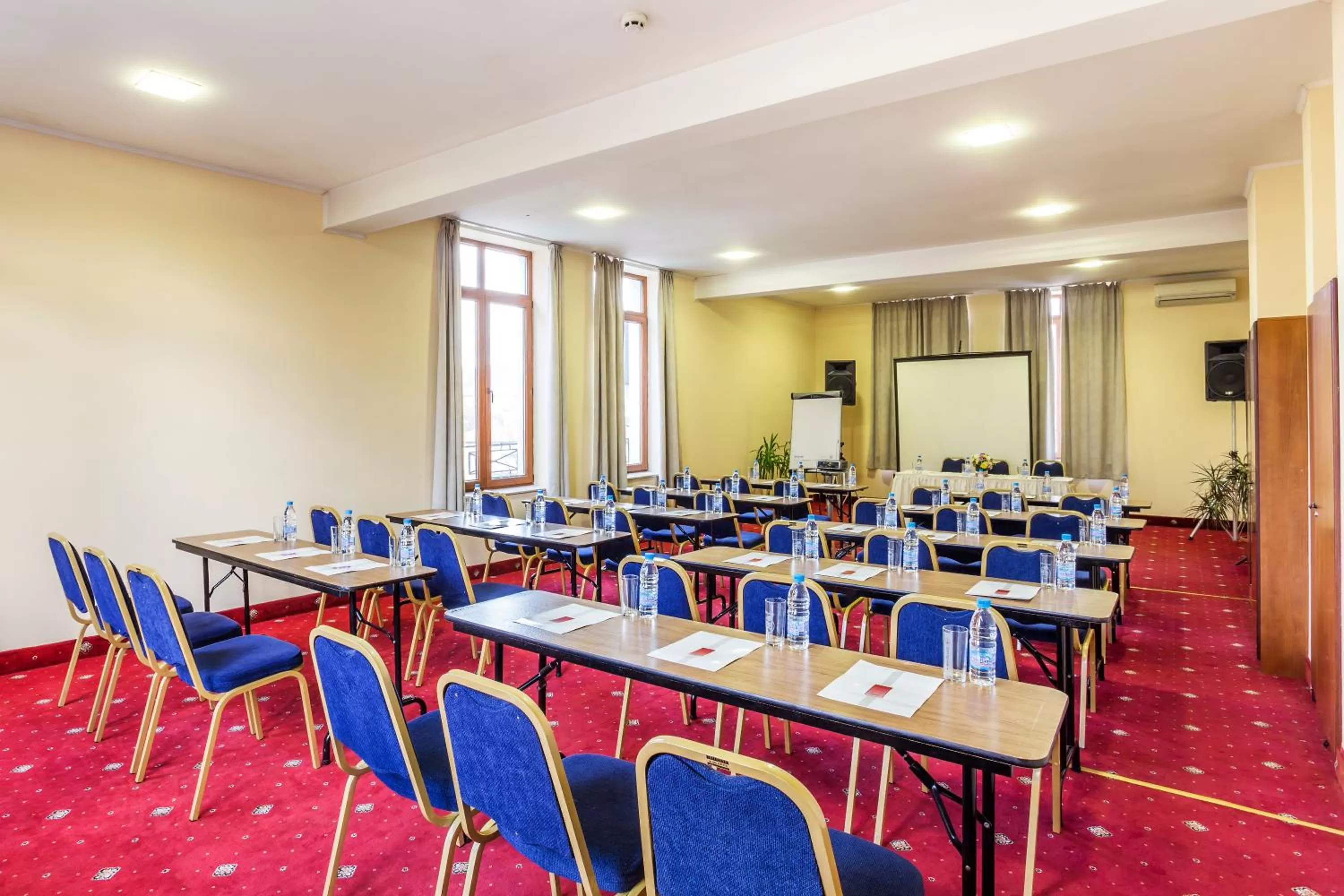 Meeting/conference room in Chateau Montagne Hotel Troyan