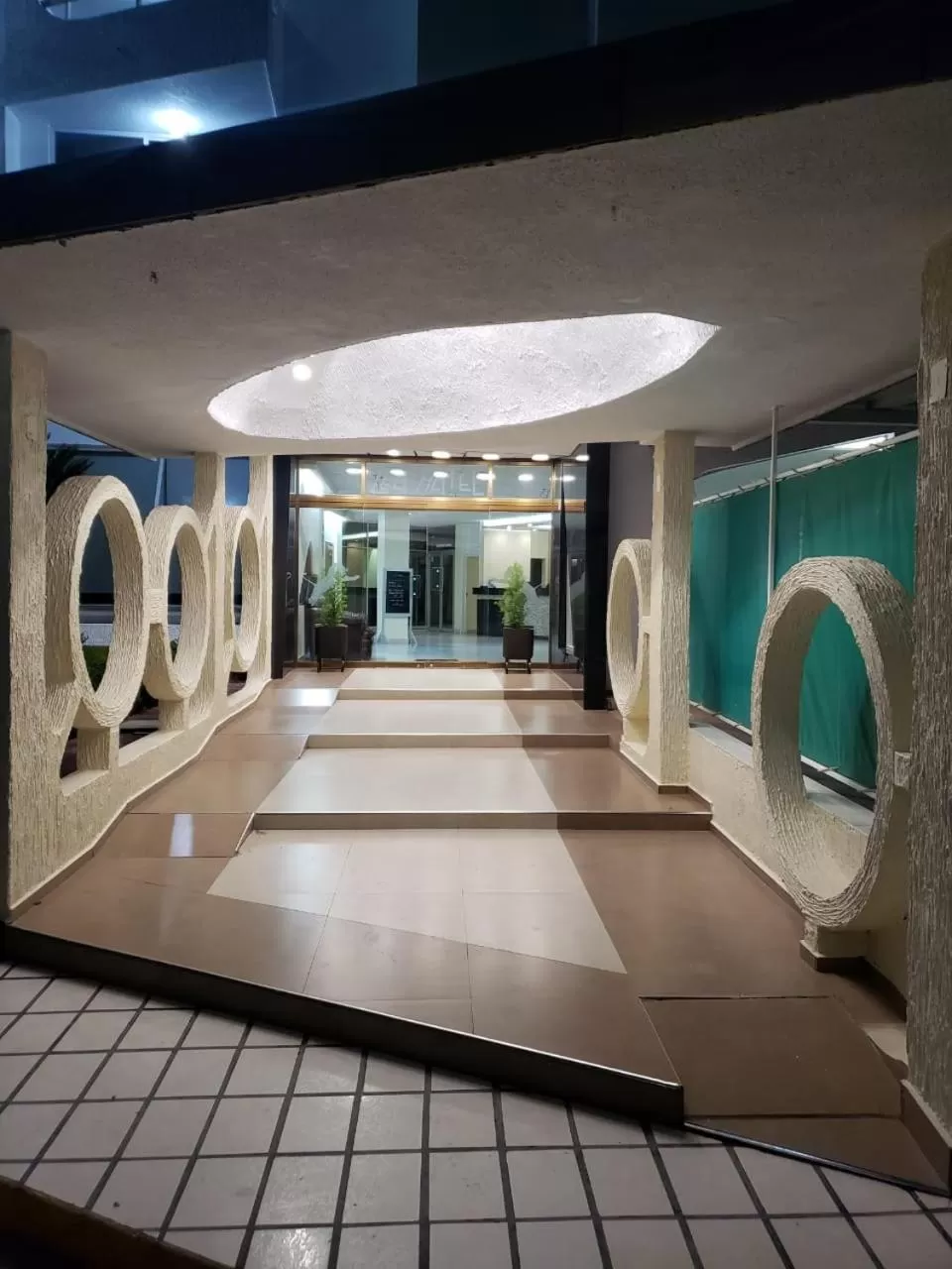 Property building in Leo Hotel