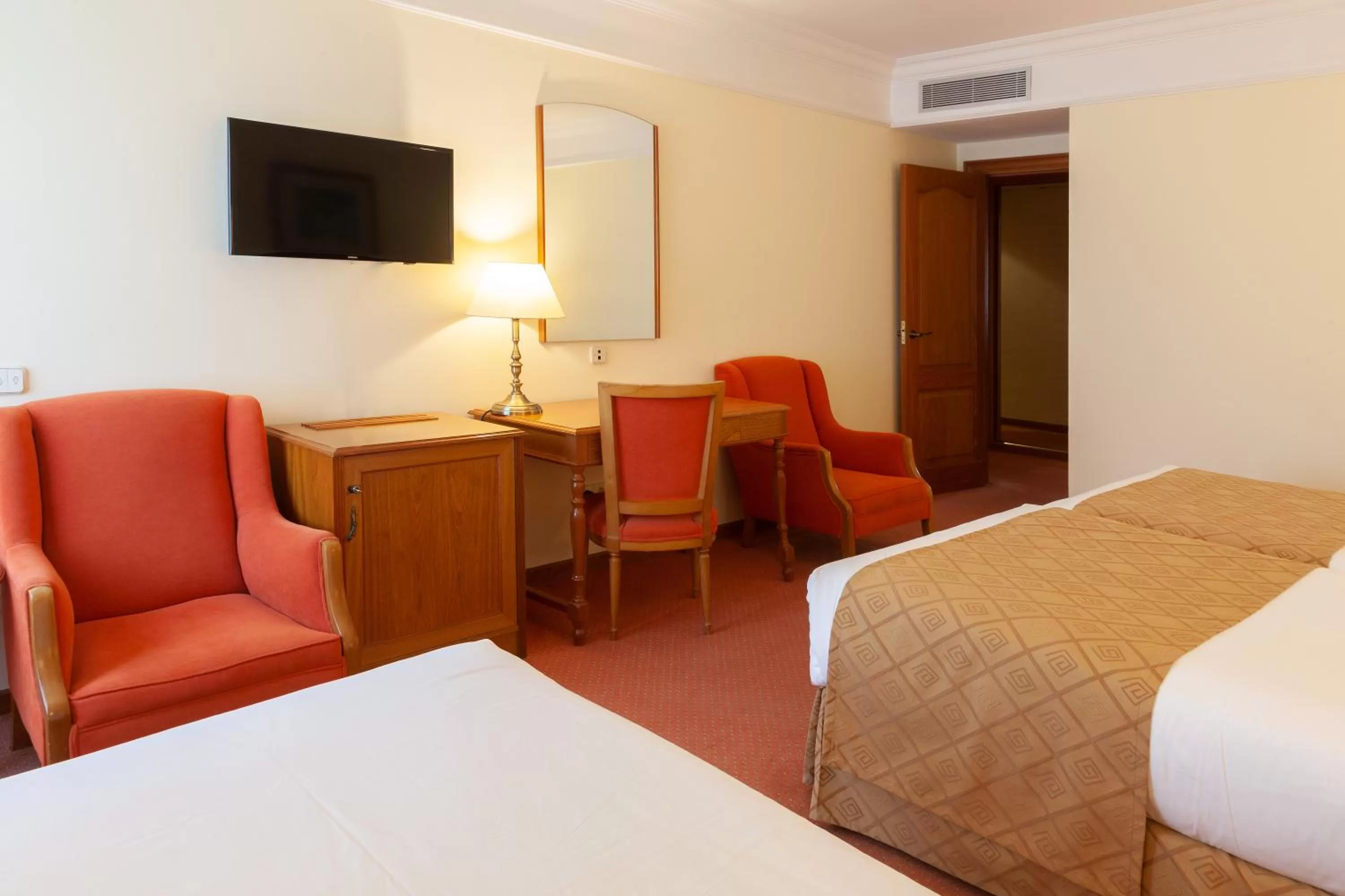 Bedroom, Bed in Hotel Hoyuela