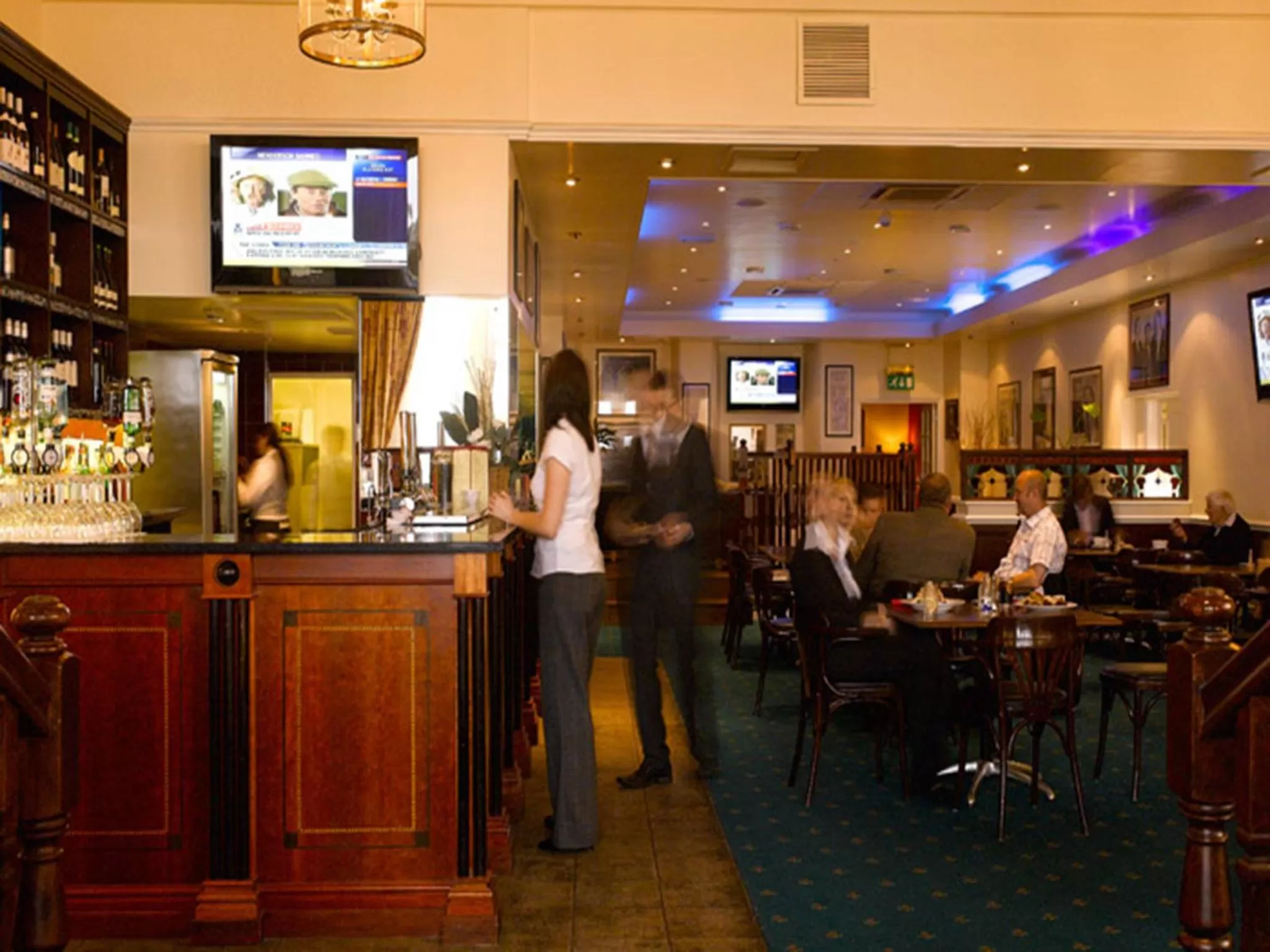 Restaurant/places to eat in The Sefton