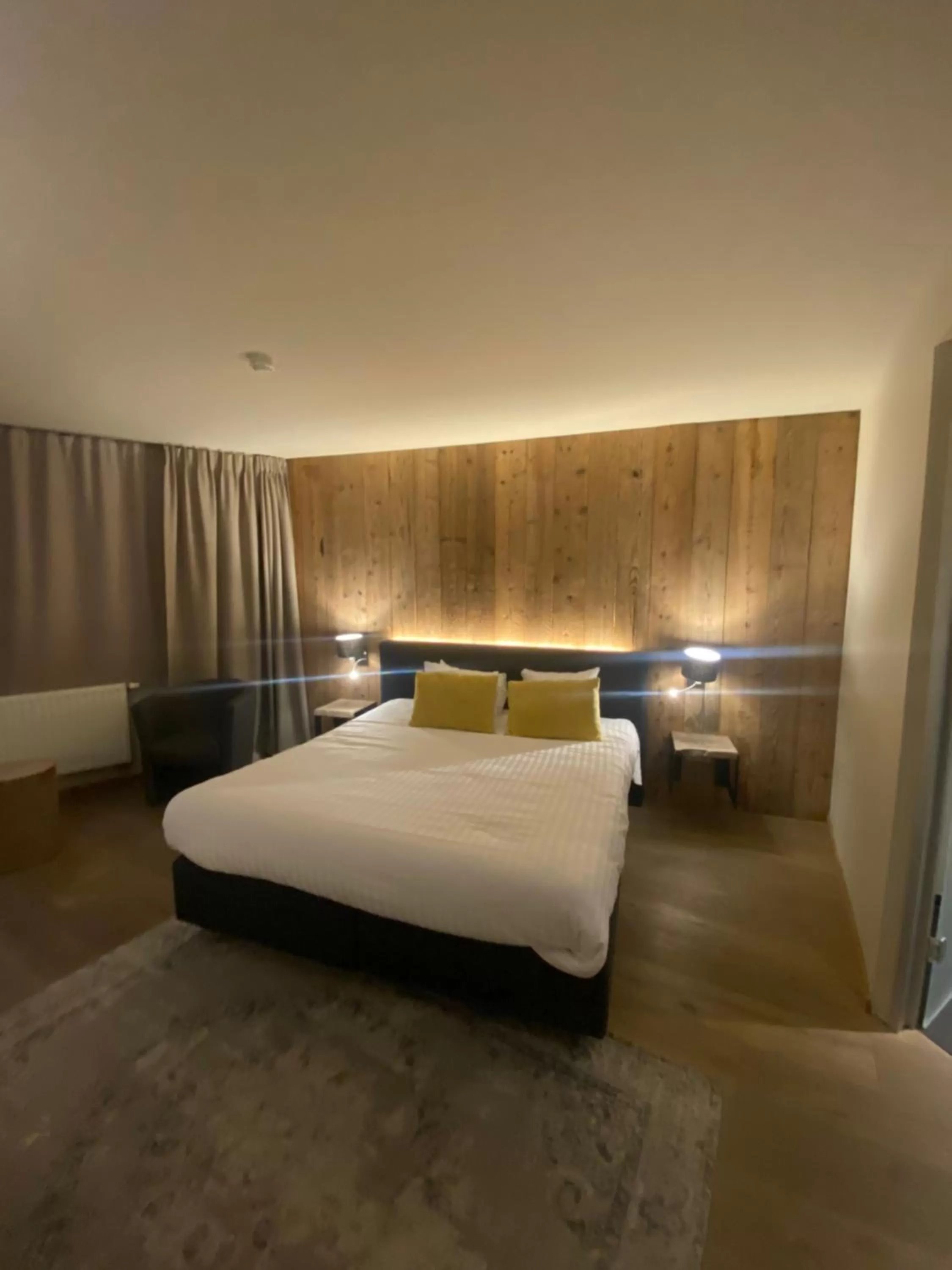 Bedroom, Bed in Hôtel WELLNESS EAU DE ROCHE Durbuy