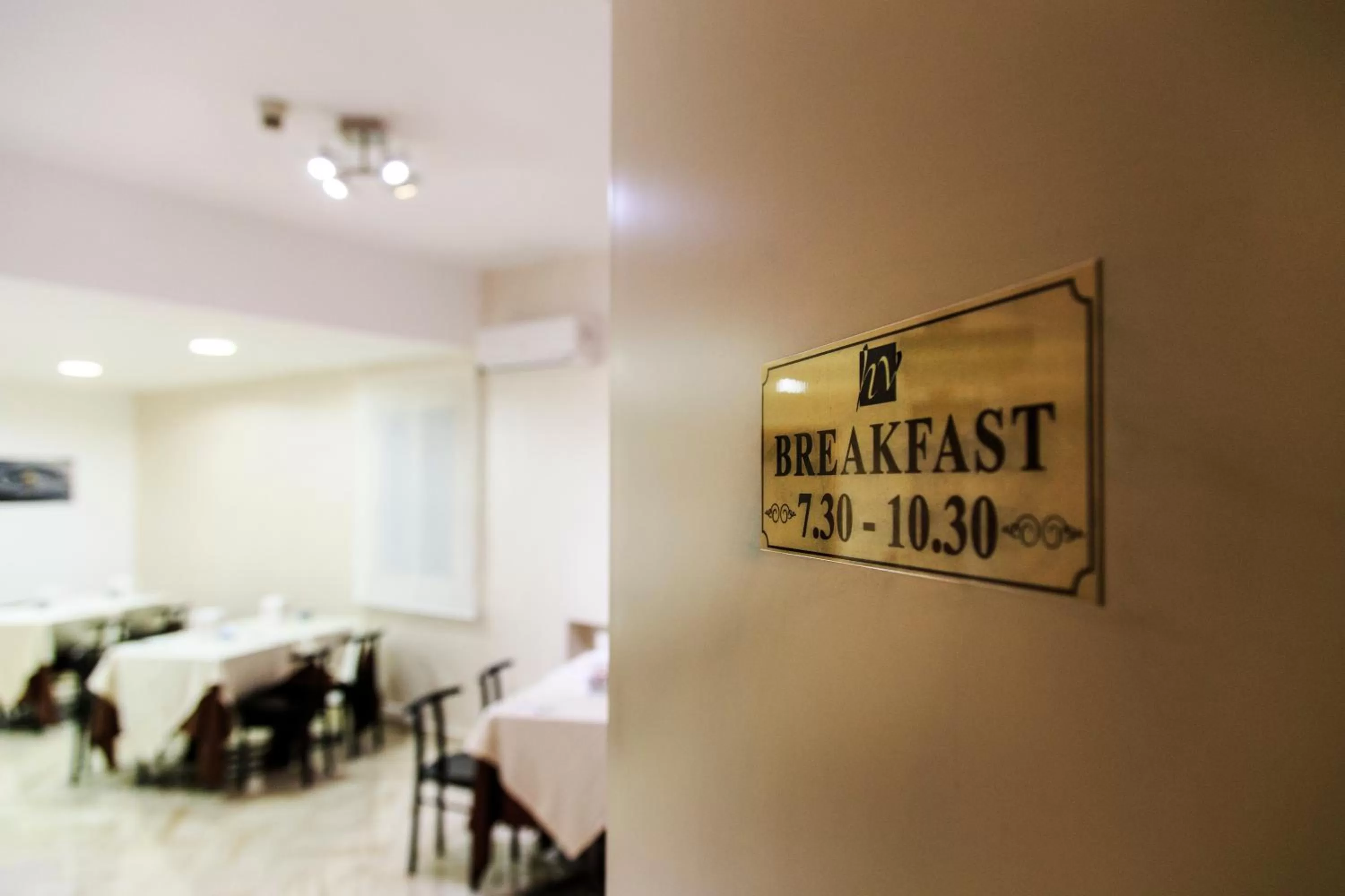 Restaurant/places to eat in Hotel Del Viale