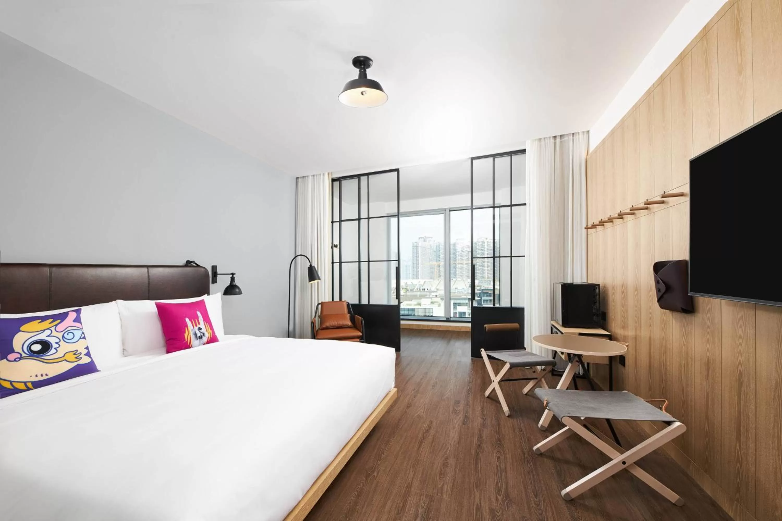 Photo of the whole room, Bed in Moxy Shenzhen North Station