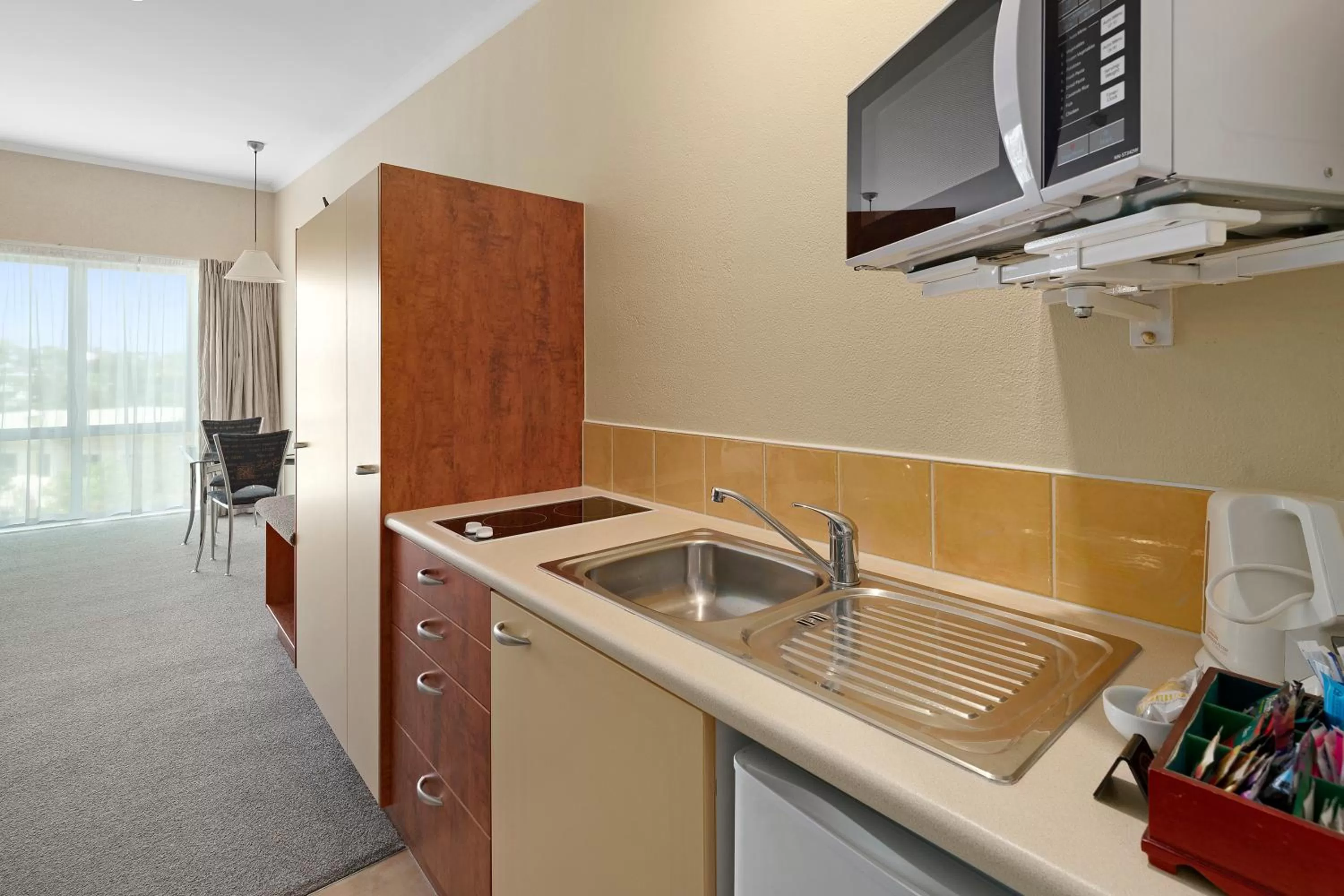 Kitchen or kitchenette in Aristotles North Shore