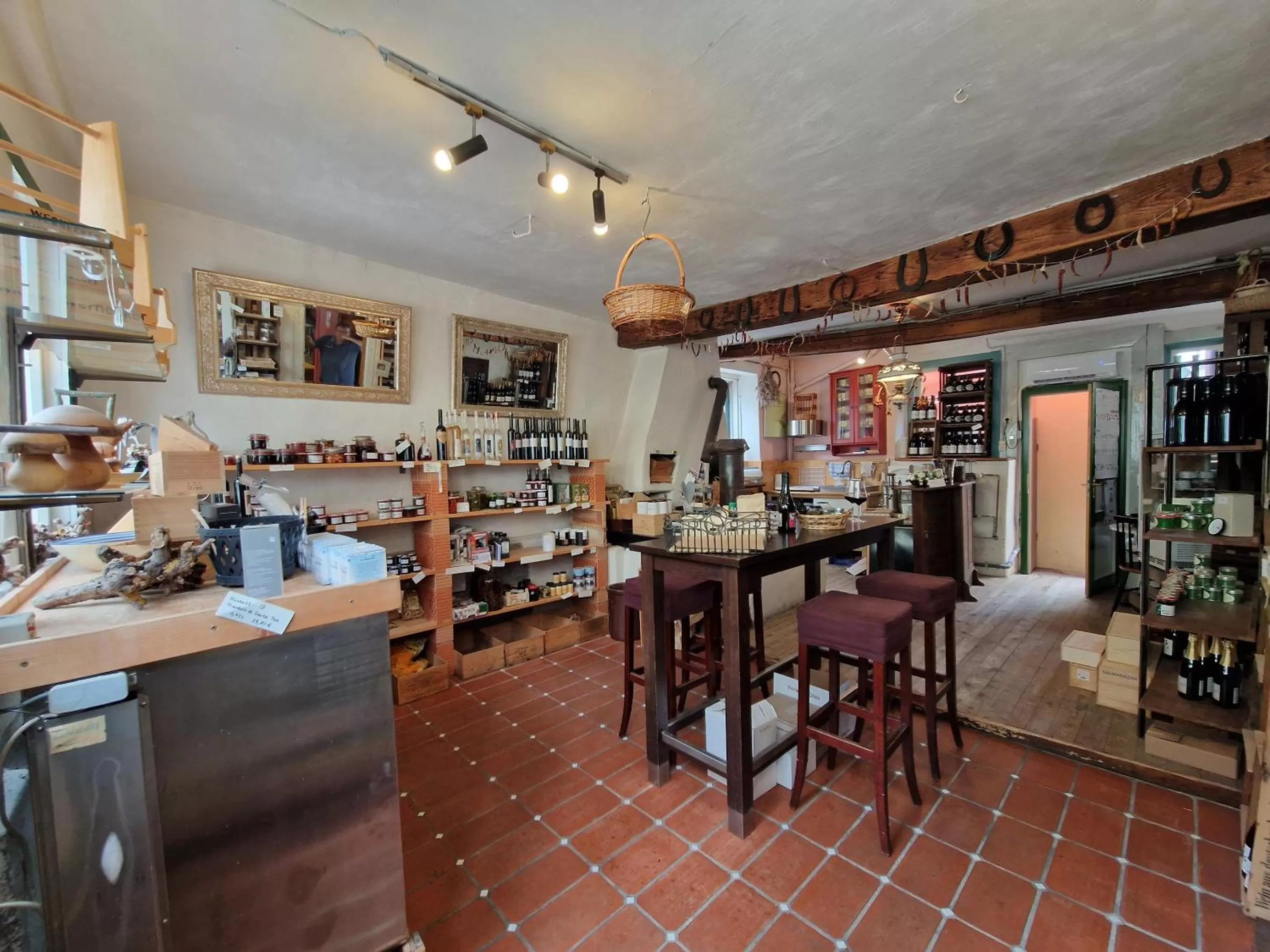 On-site shops in Laurentius Boutique-Hotel & Restaurant