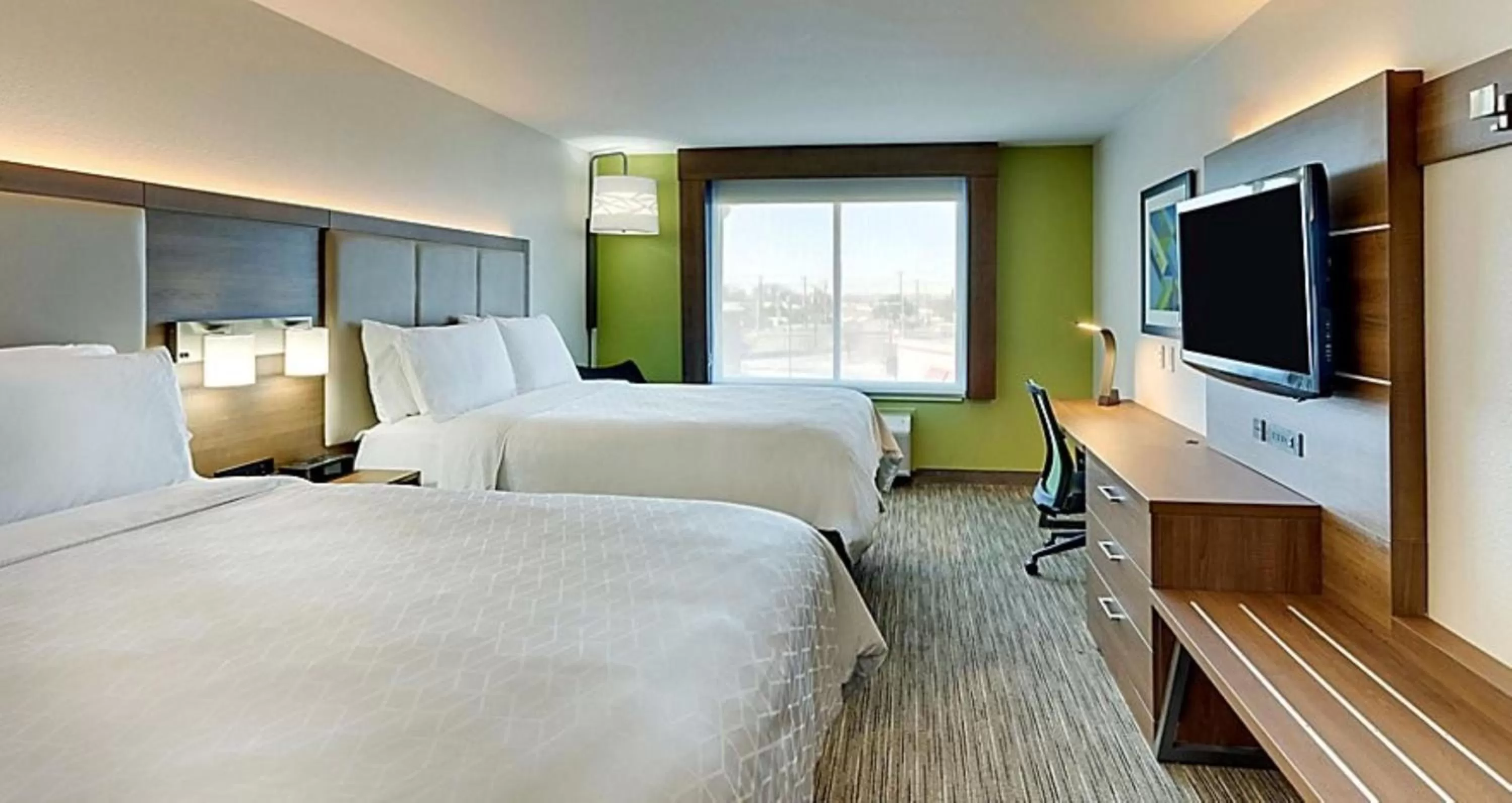 Queen Room with Two Queen Beds in Holiday Inn Express Hotel & Suites Mankato East, an IHG Hotel