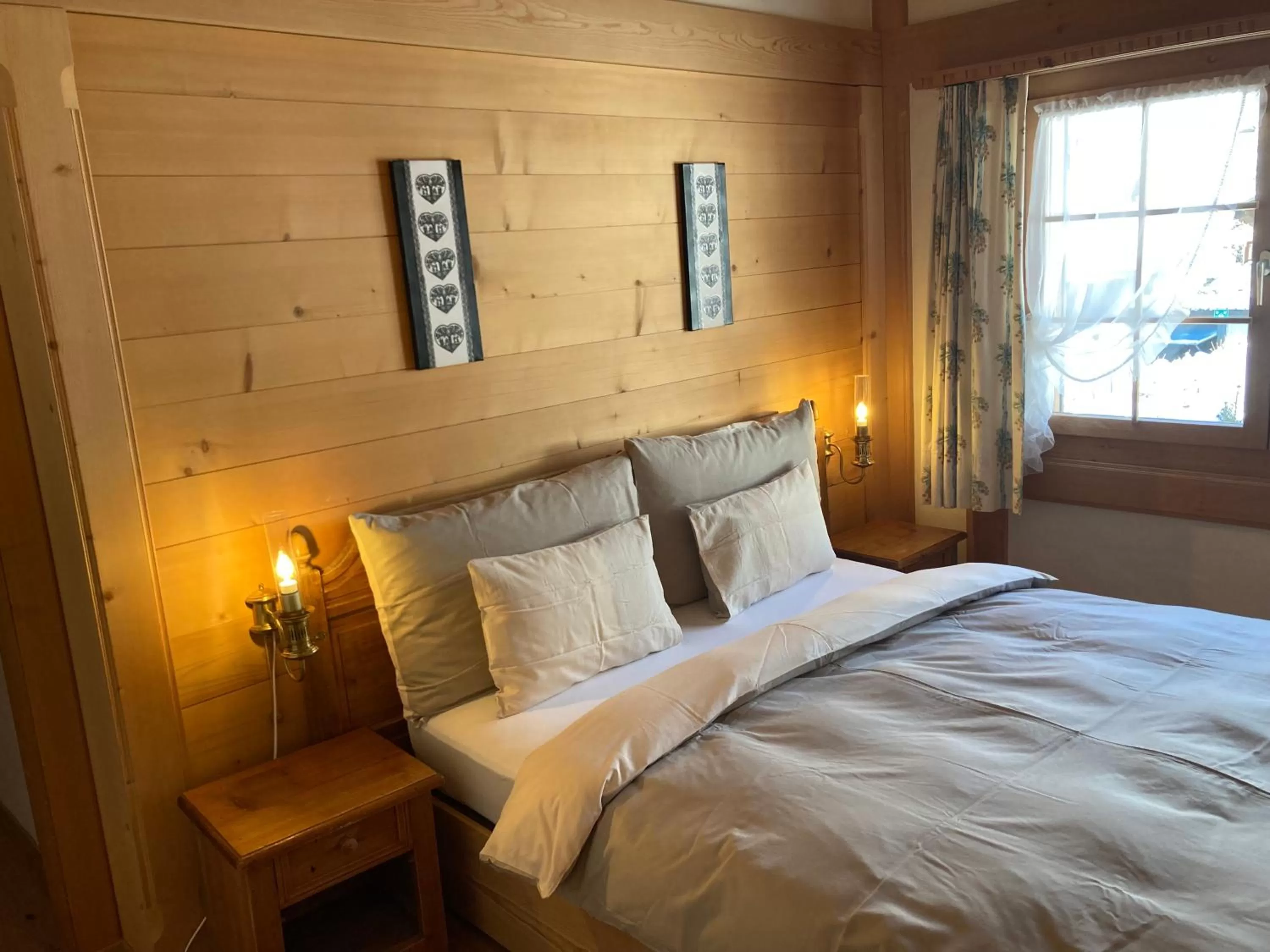 Bed in Hotel Alpenrose mit Gourmet-Restaurant Azalée