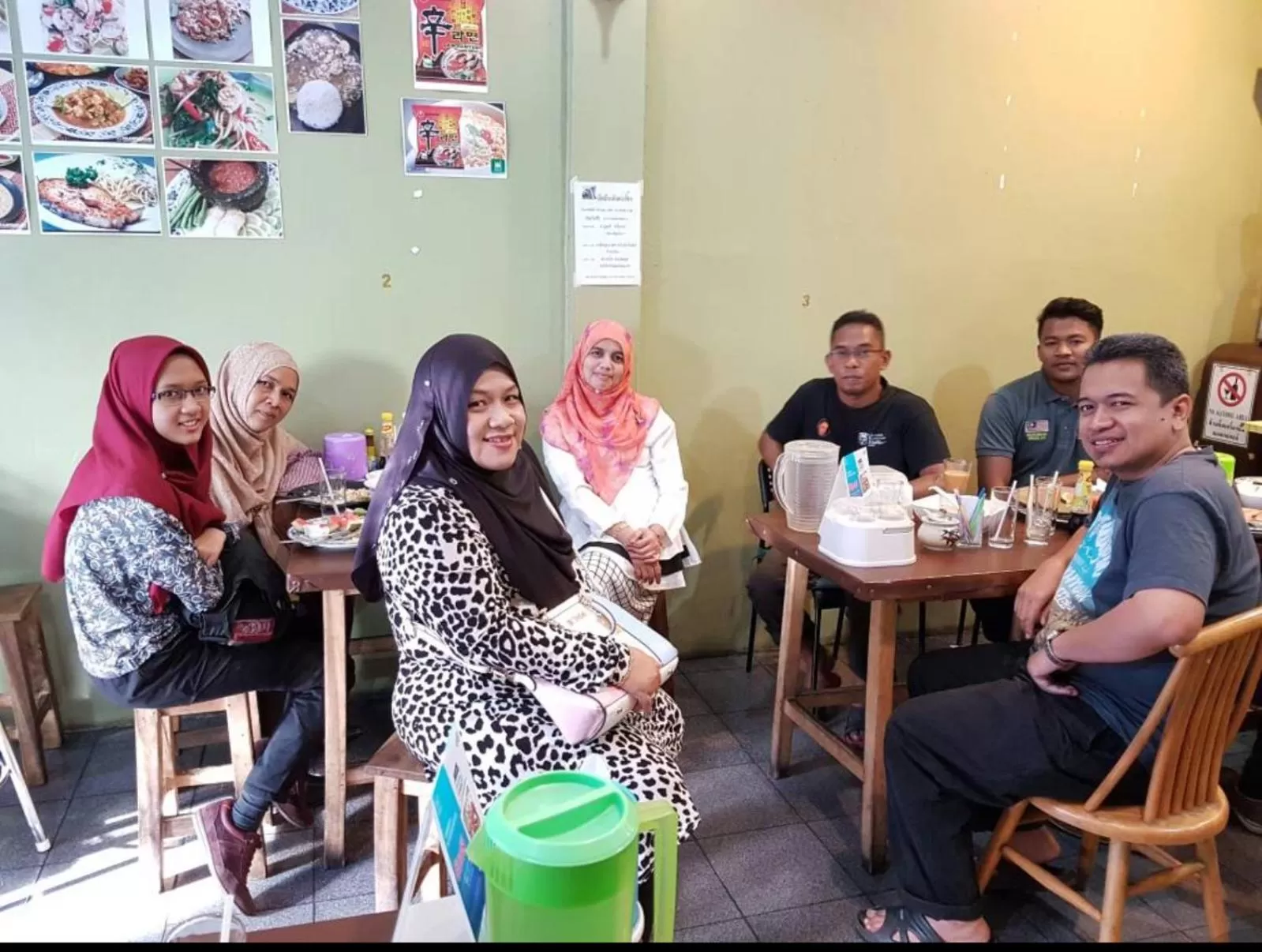 The Cube Sathorn Boutique Hotel เดอะ คิวบ์ สาทร บูติค โฮเทล Near BTS Surasak