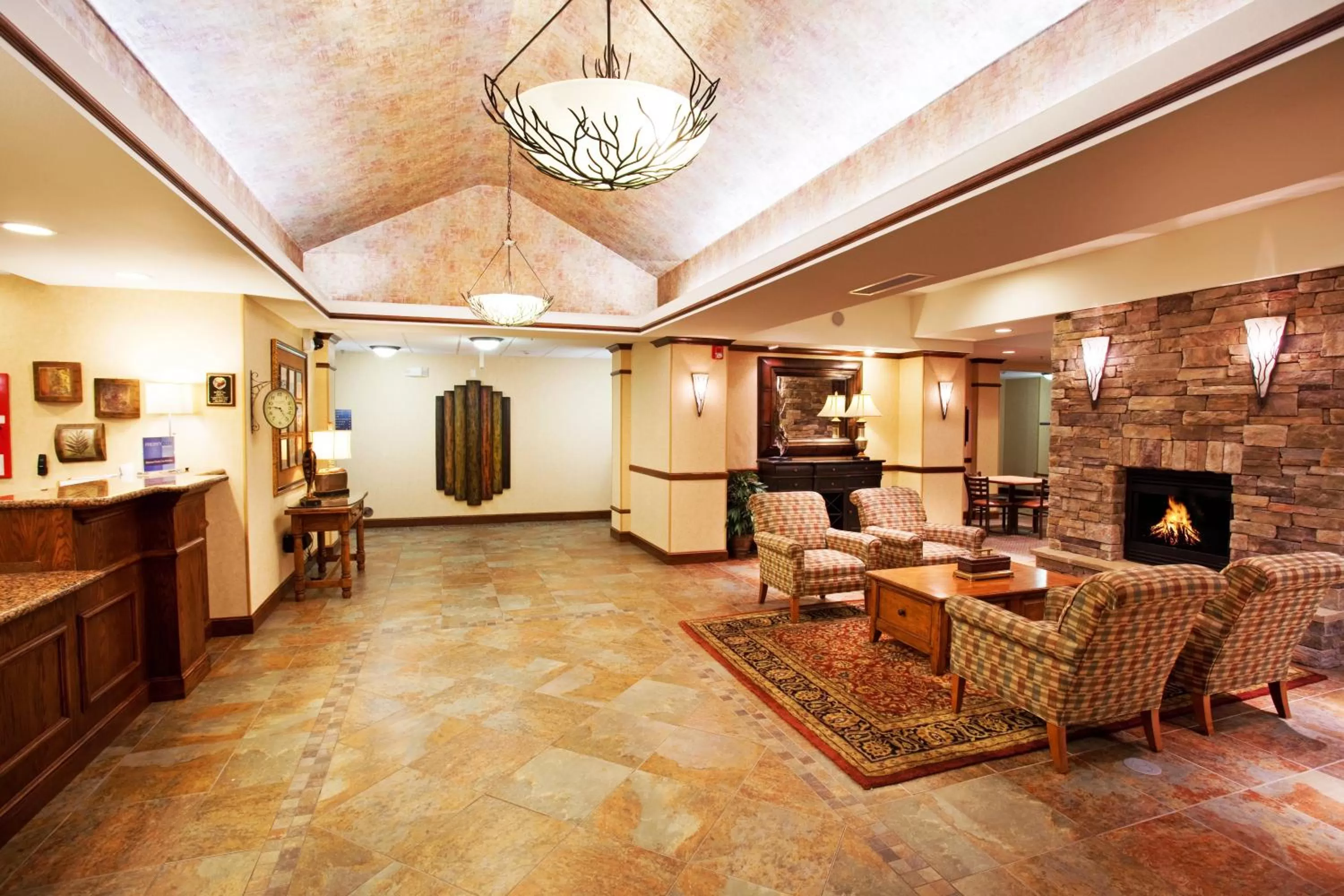 Lobby or reception in Holiday Inn Express Hotel & Suites Tooele by IHG