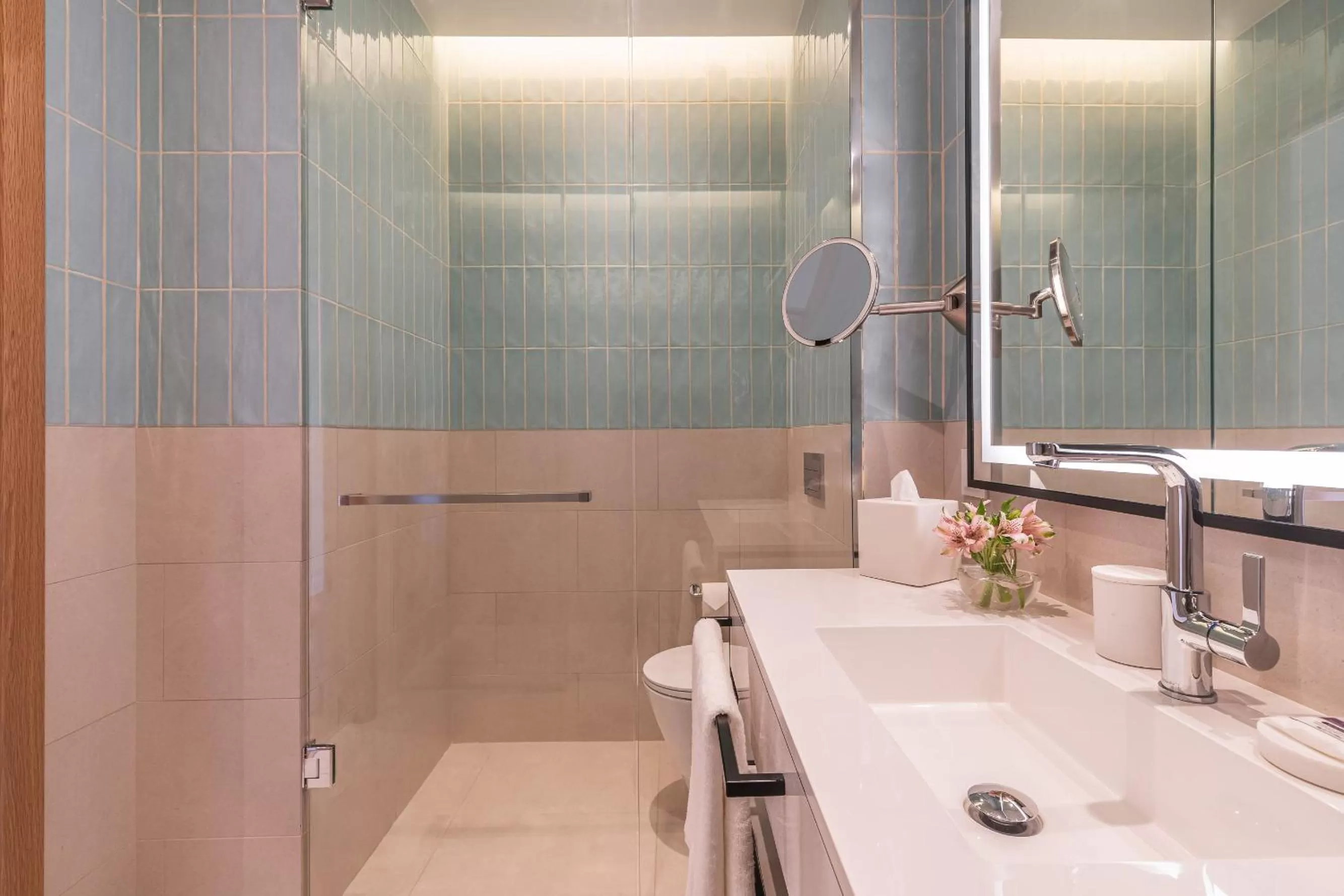 Toilet in Hyatt Regency Lisbon