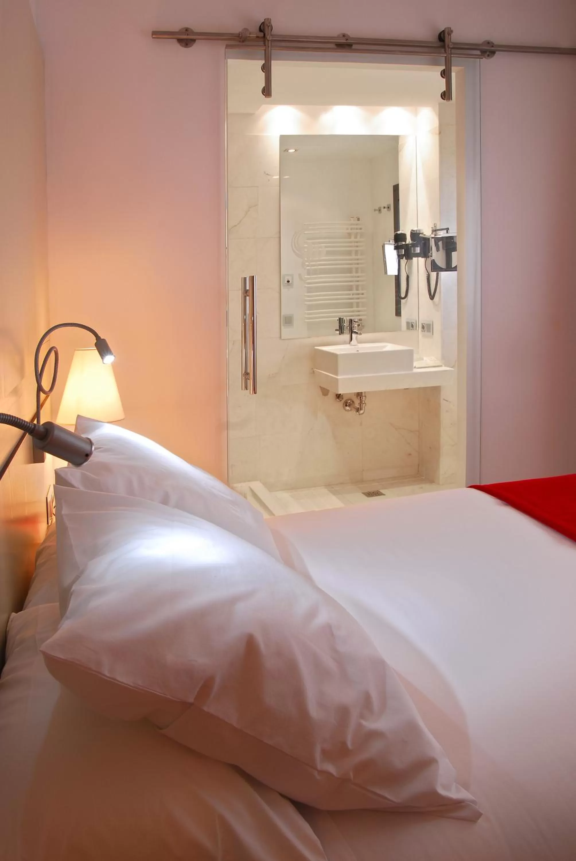 Bed in Grupotel Gran Via 678