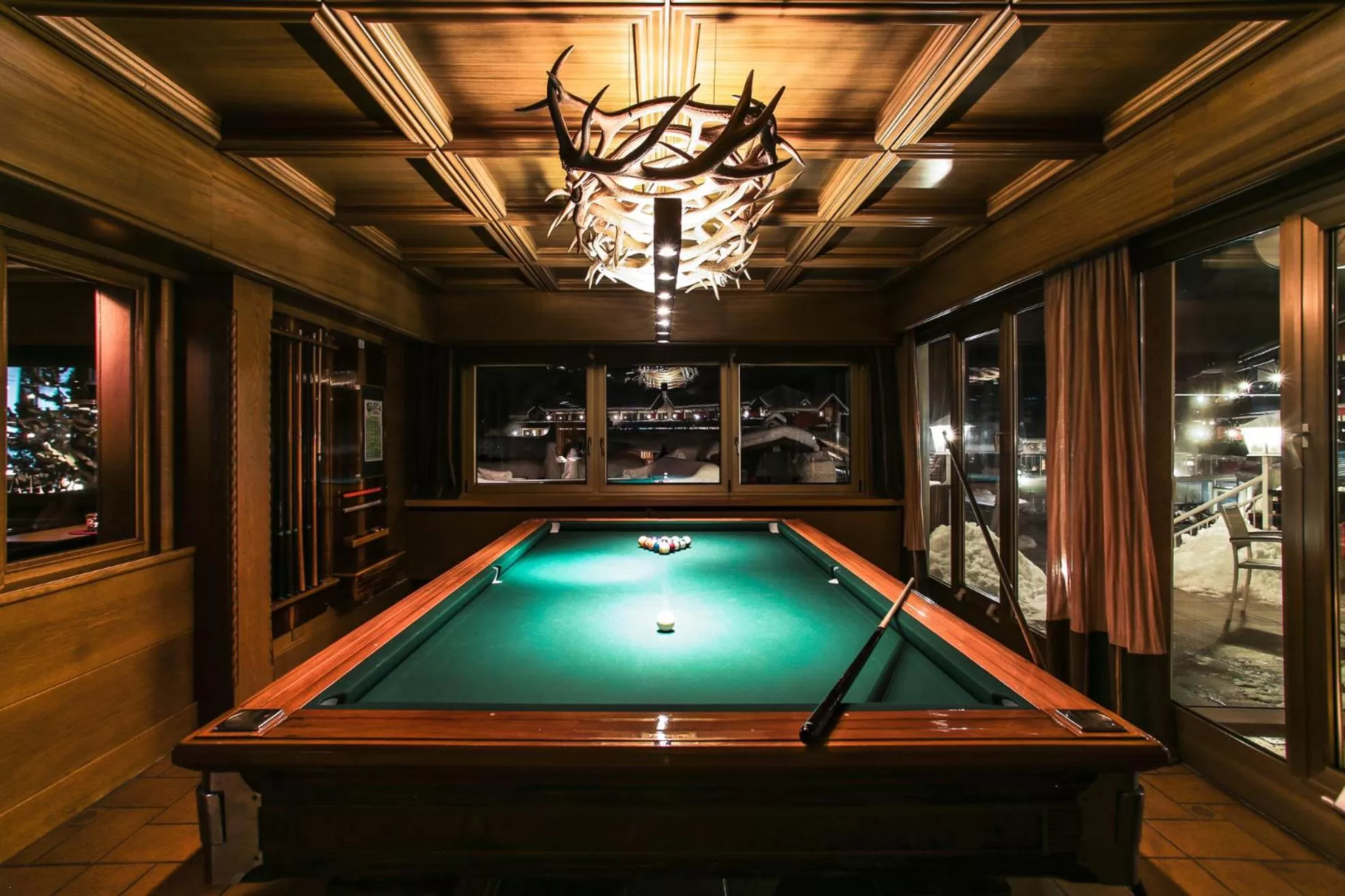 Billiard in Hotel Alpenroyal - The Leading Hotels of the World