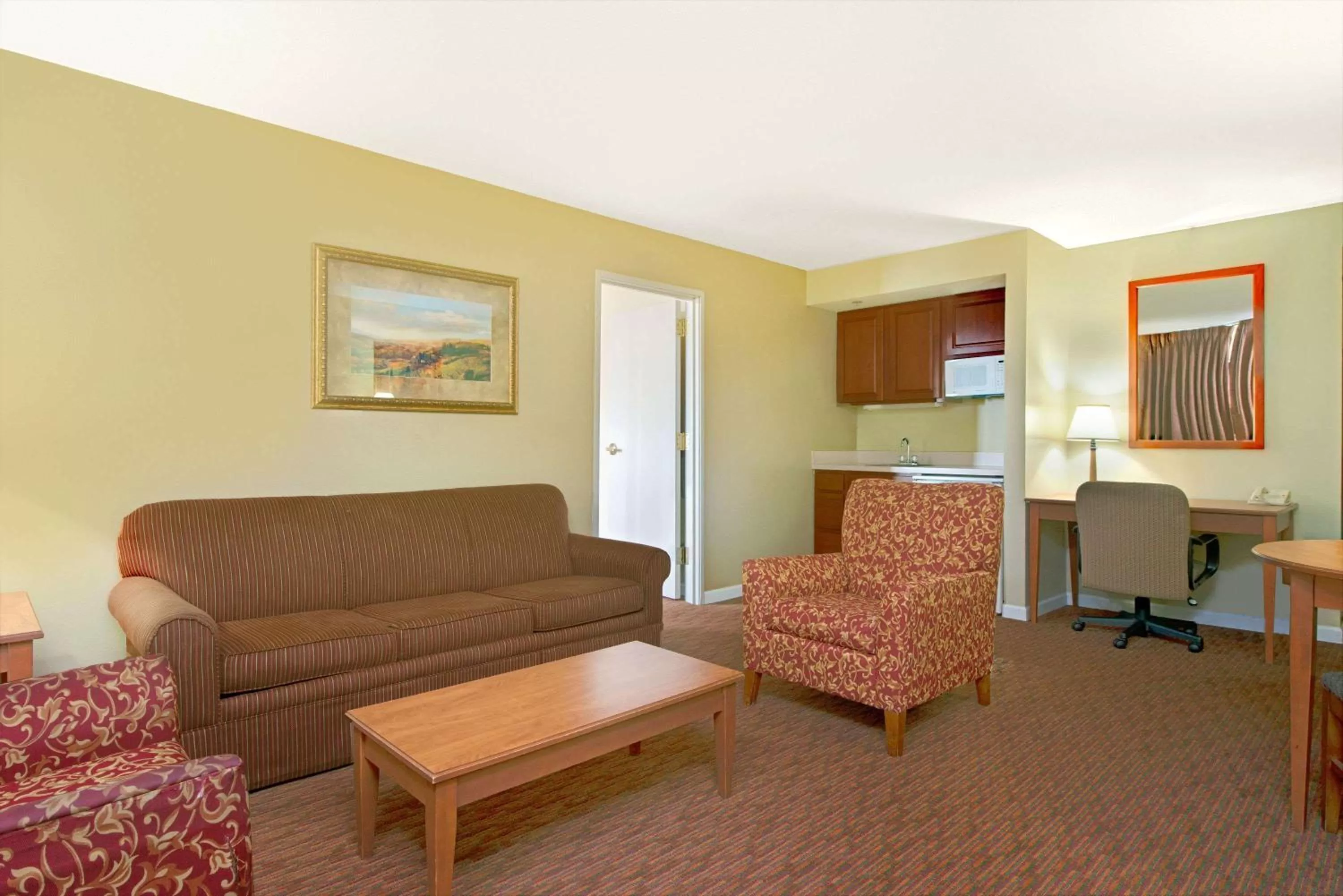 Photo of the whole room in Days Inn by Wyndham St. Louis/Westport MO