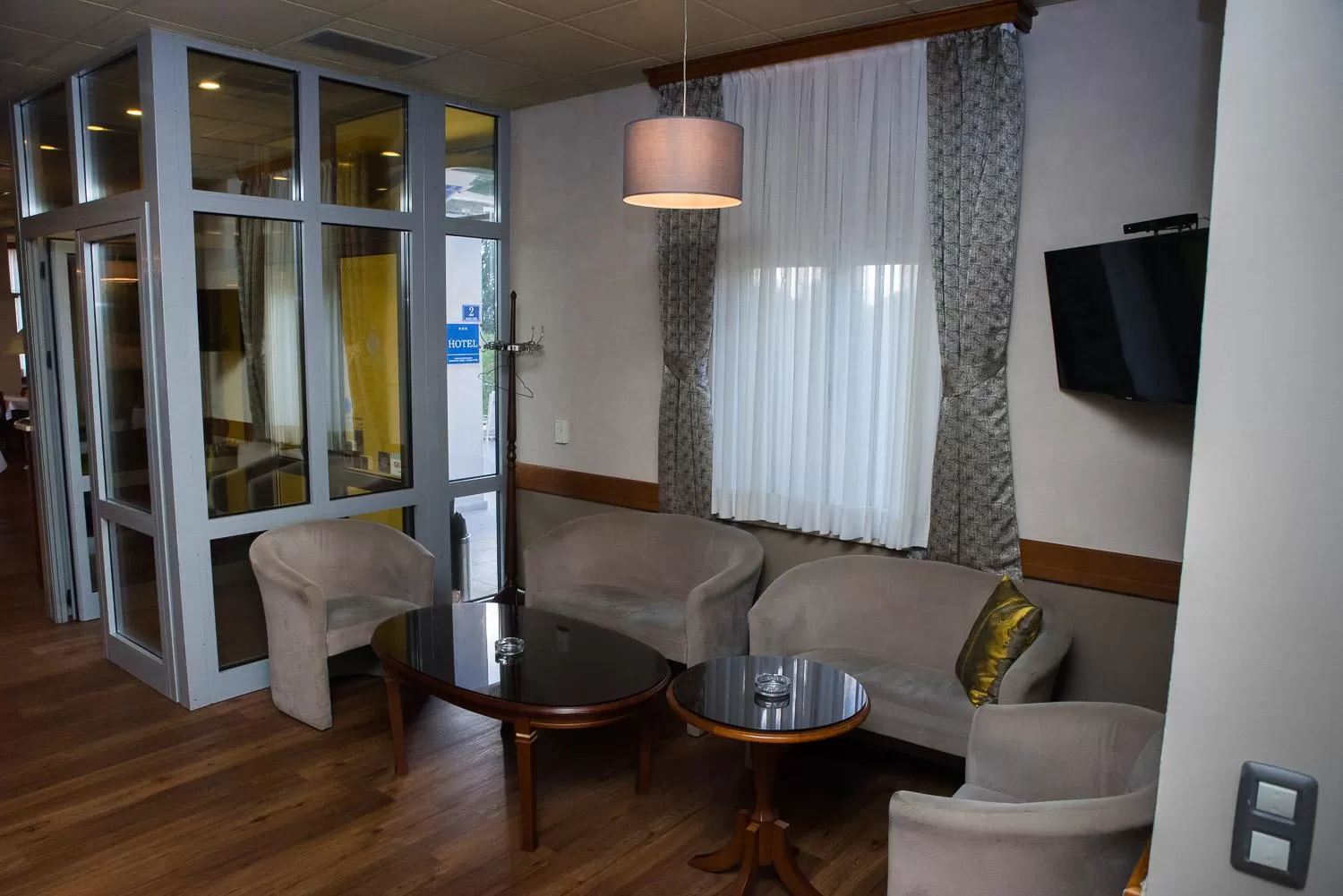 TV and multimedia in Hotel Hum