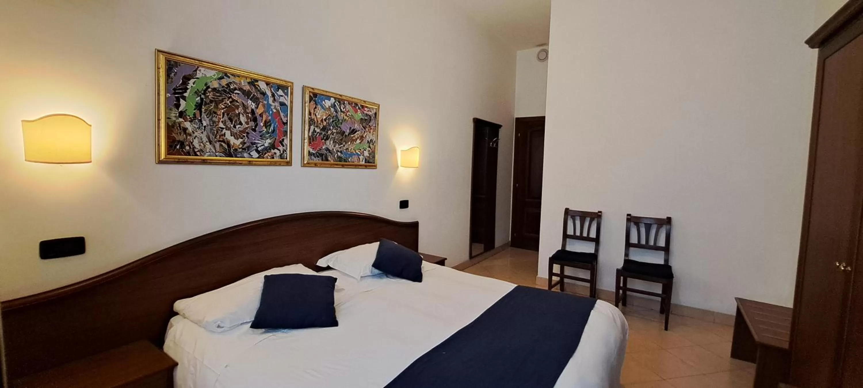 Bed in Hotel Bonazzi