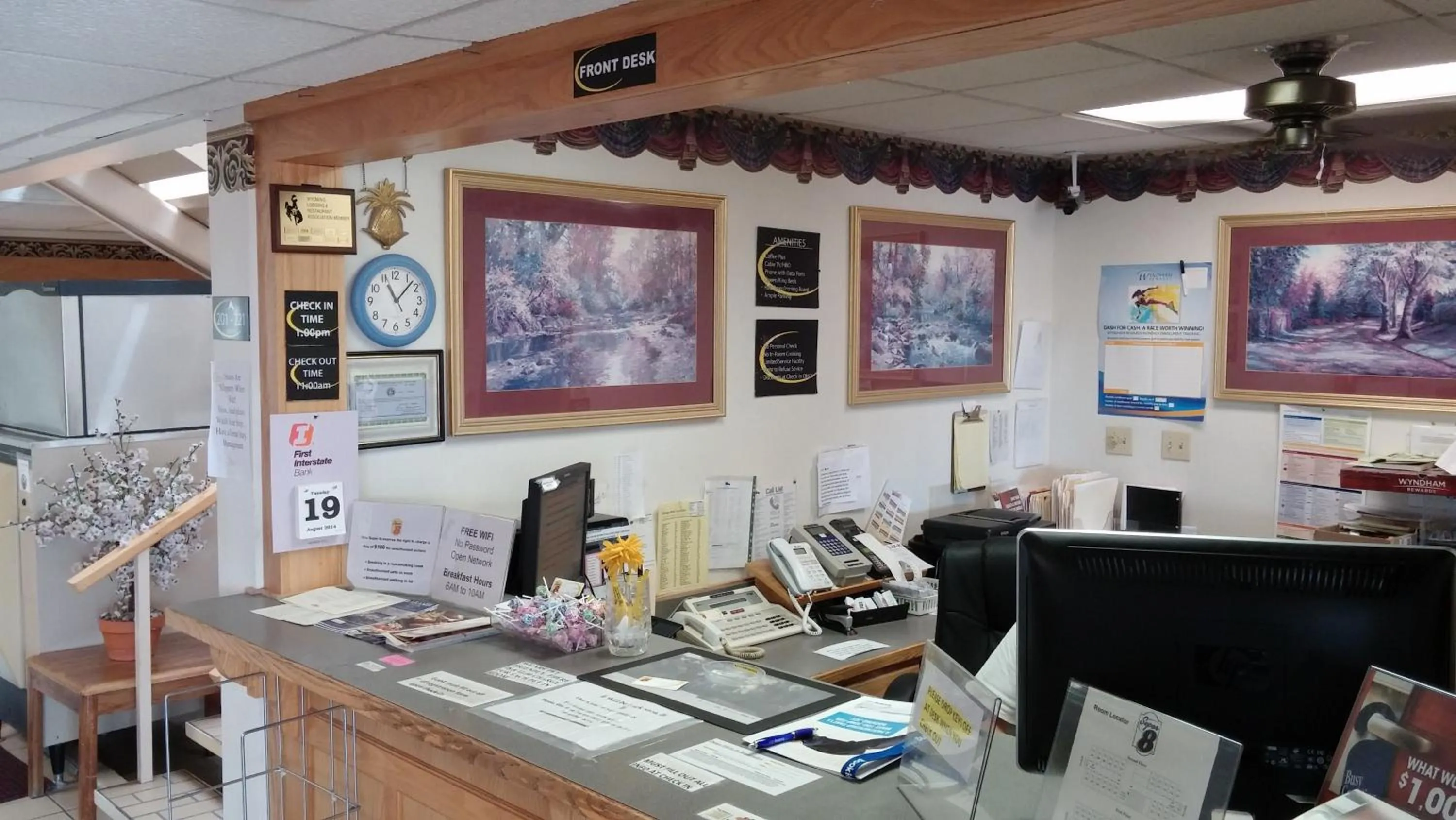 Super 8 by Wyndham Laramie