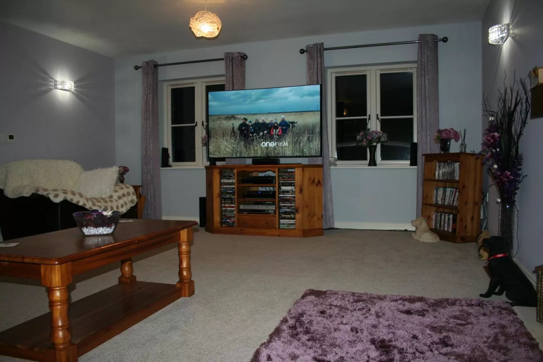 Communal lounge/ TV room in Labbadax House