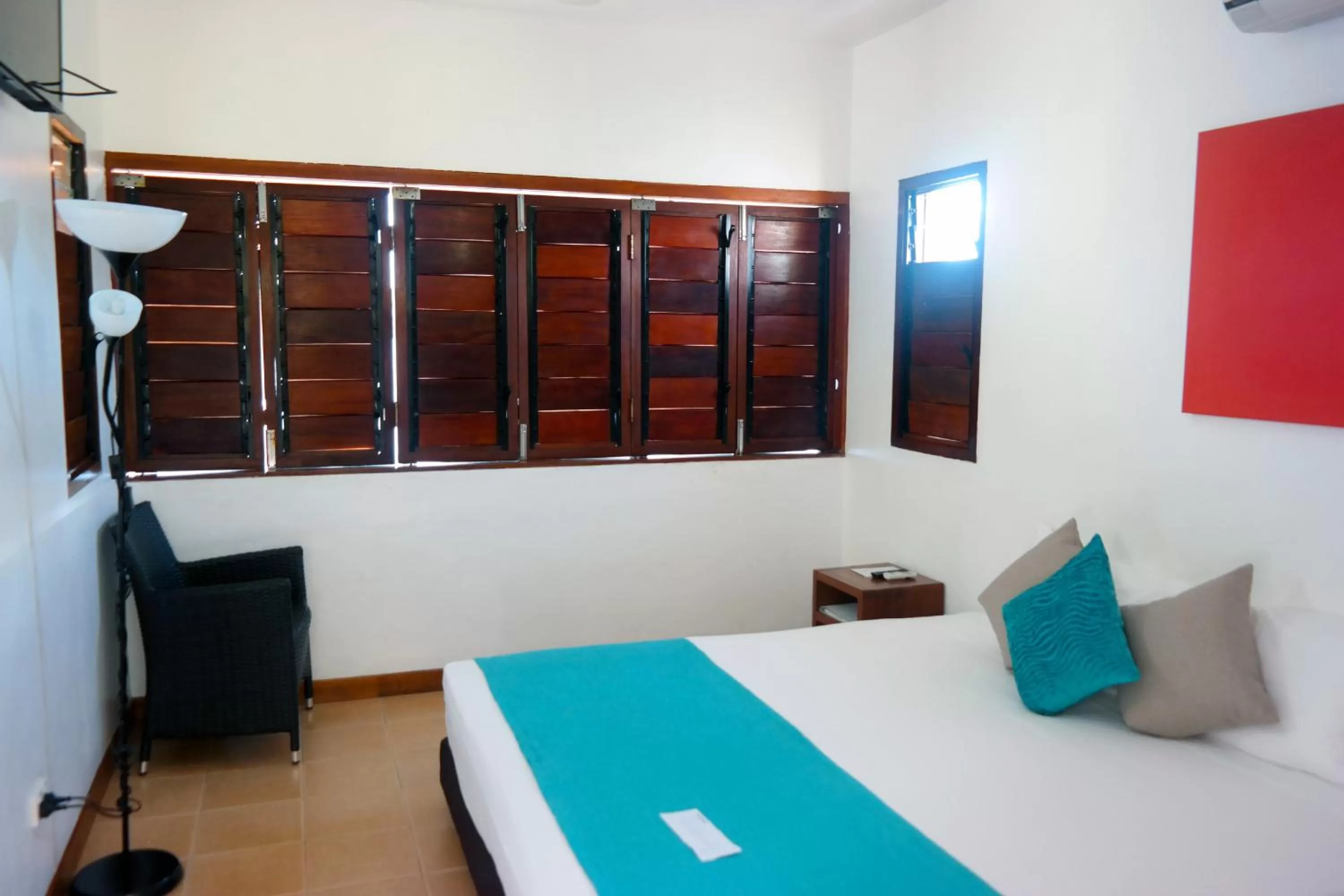 Bedroom in Moorings Hotel