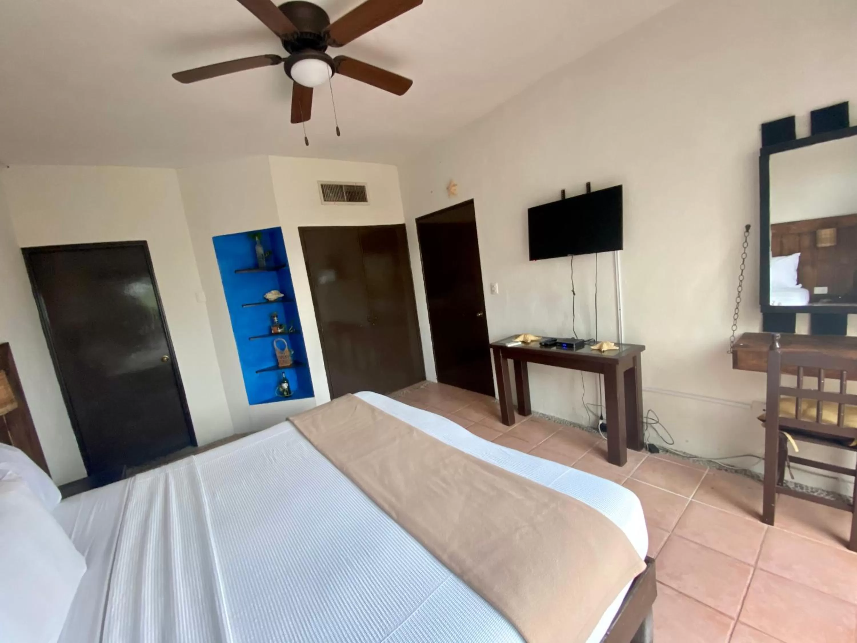 TV and multimedia, Bed in Casa CARIBE Cancun