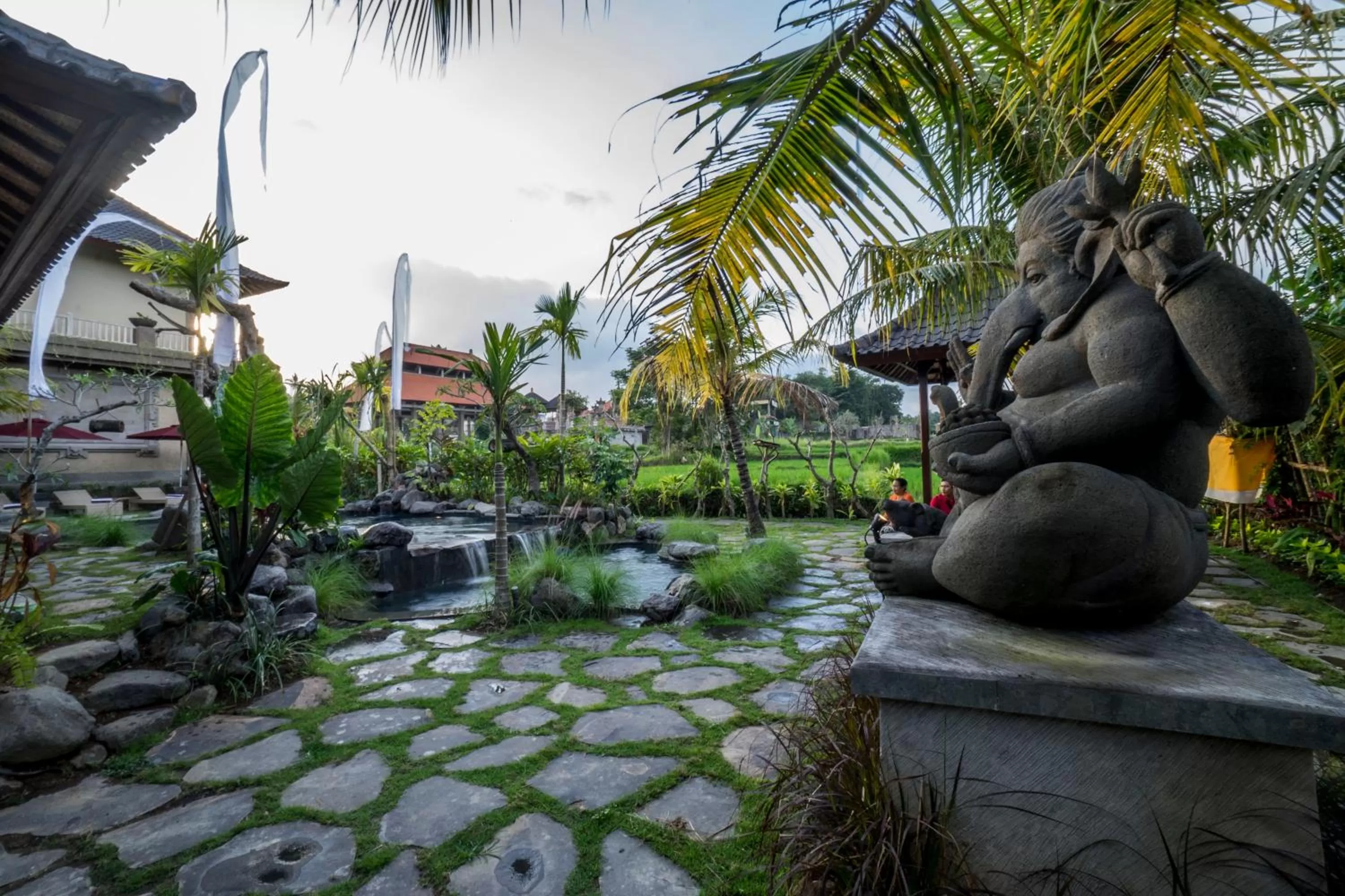 Garden in Gerindem Cottages