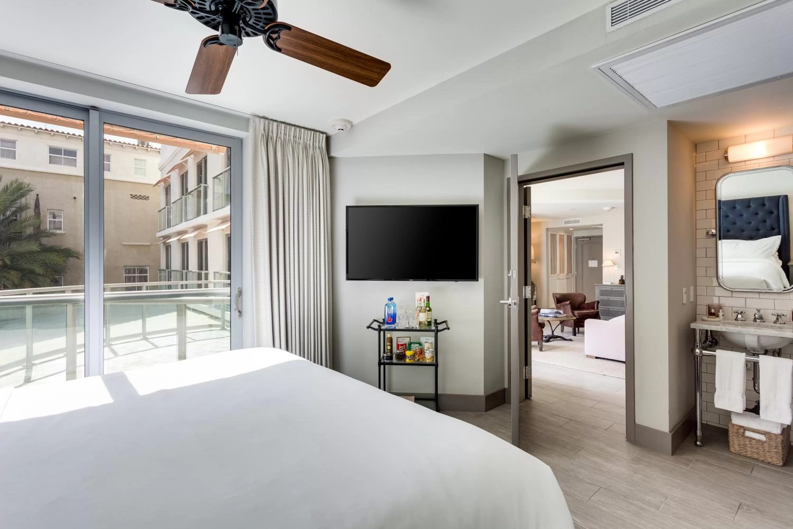 TV and multimedia, Bed in The Plymouth South Beach