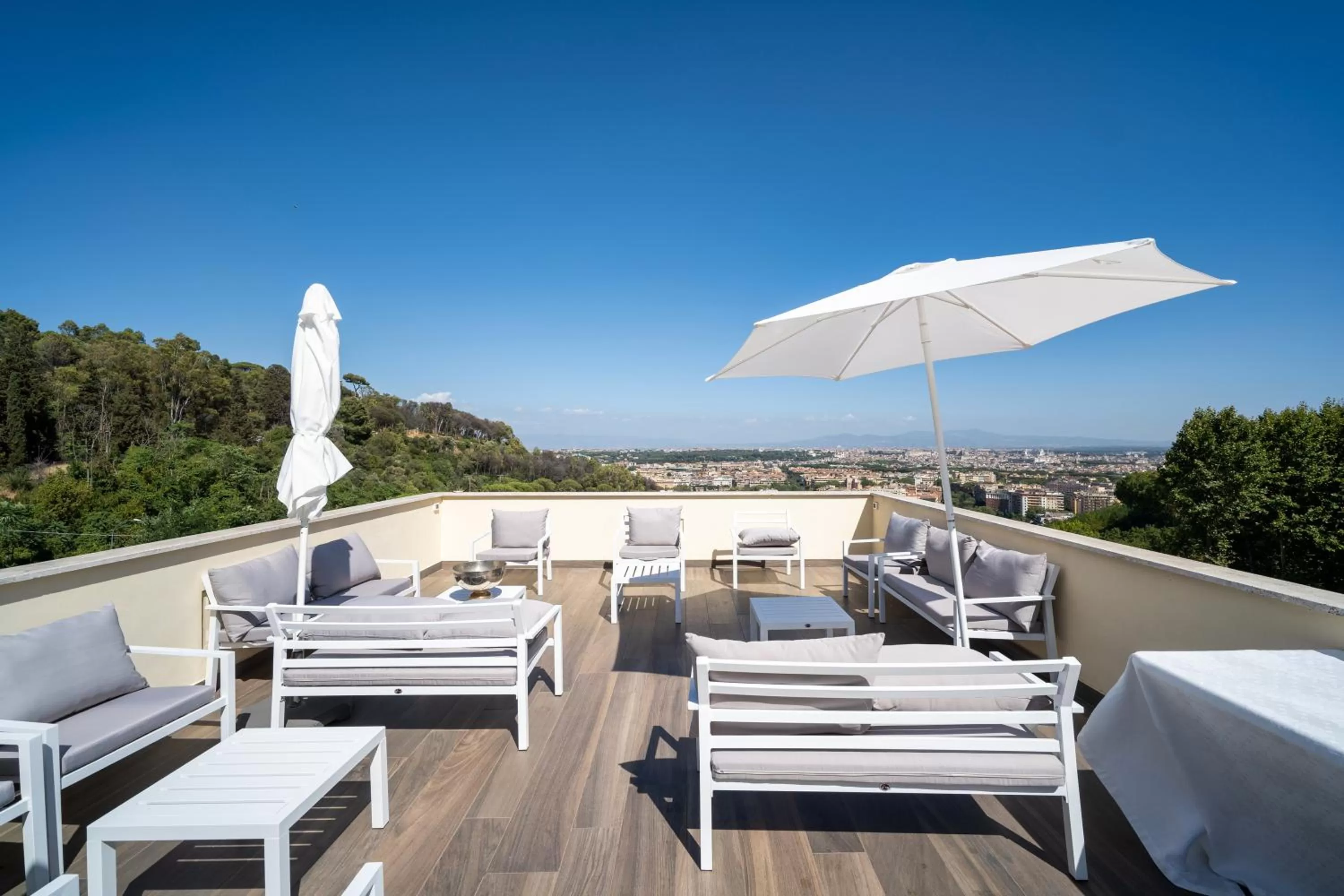 Day in Monastero dei Santi