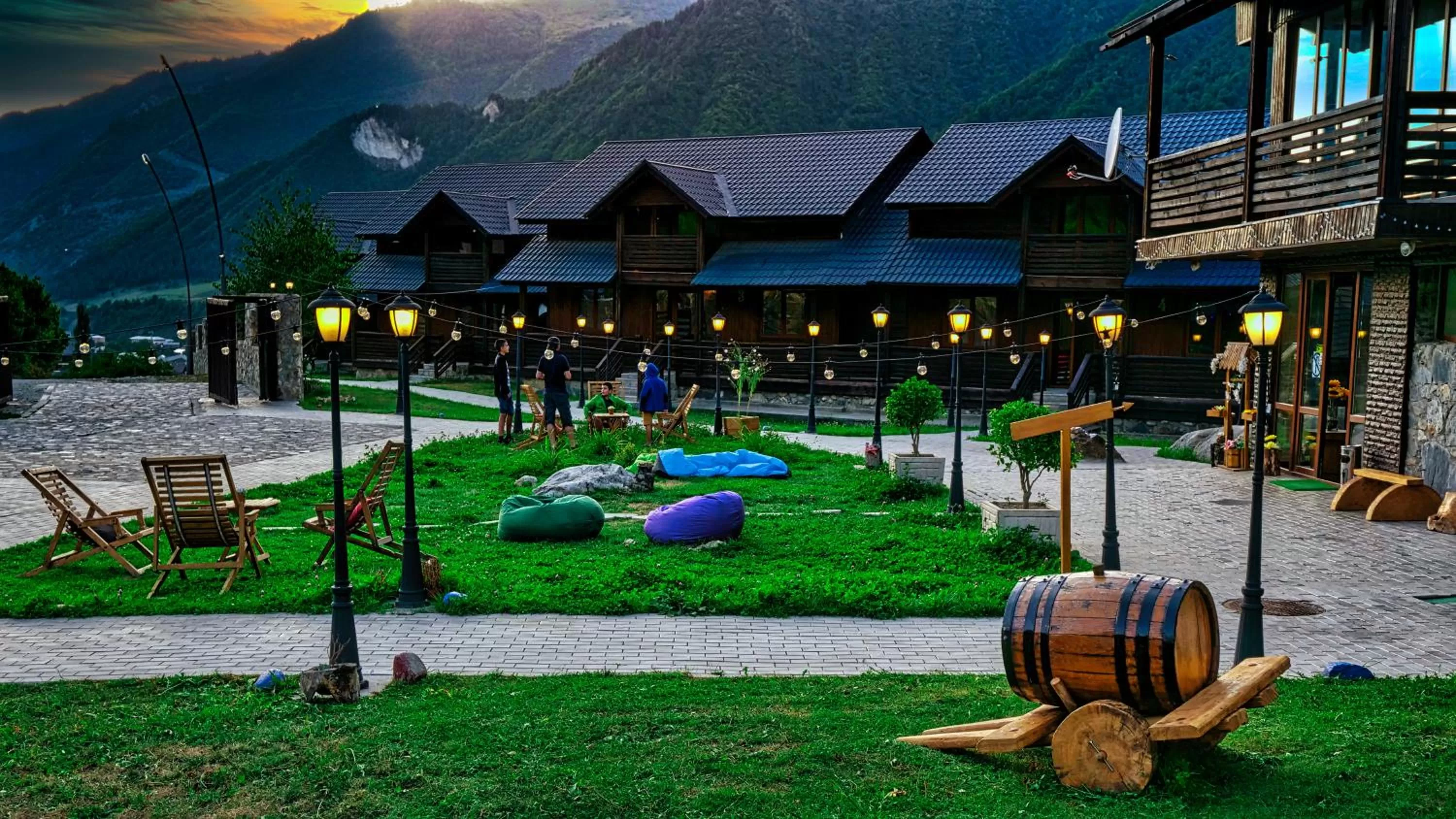 Property building in Hotel Banguriani