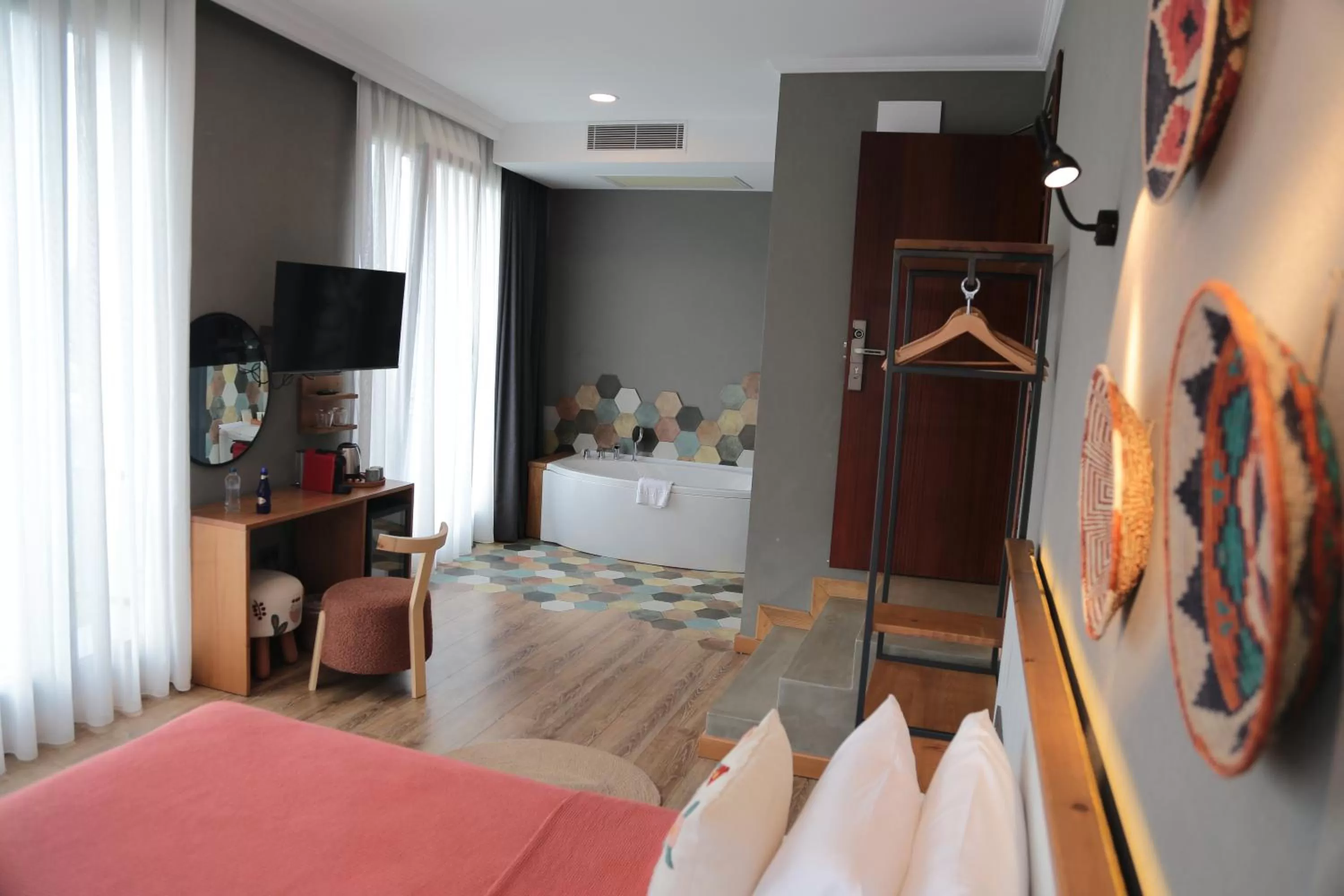 TV and multimedia, Bed in Istanbul Old City Colorful Houses Balat PETRION Hotel